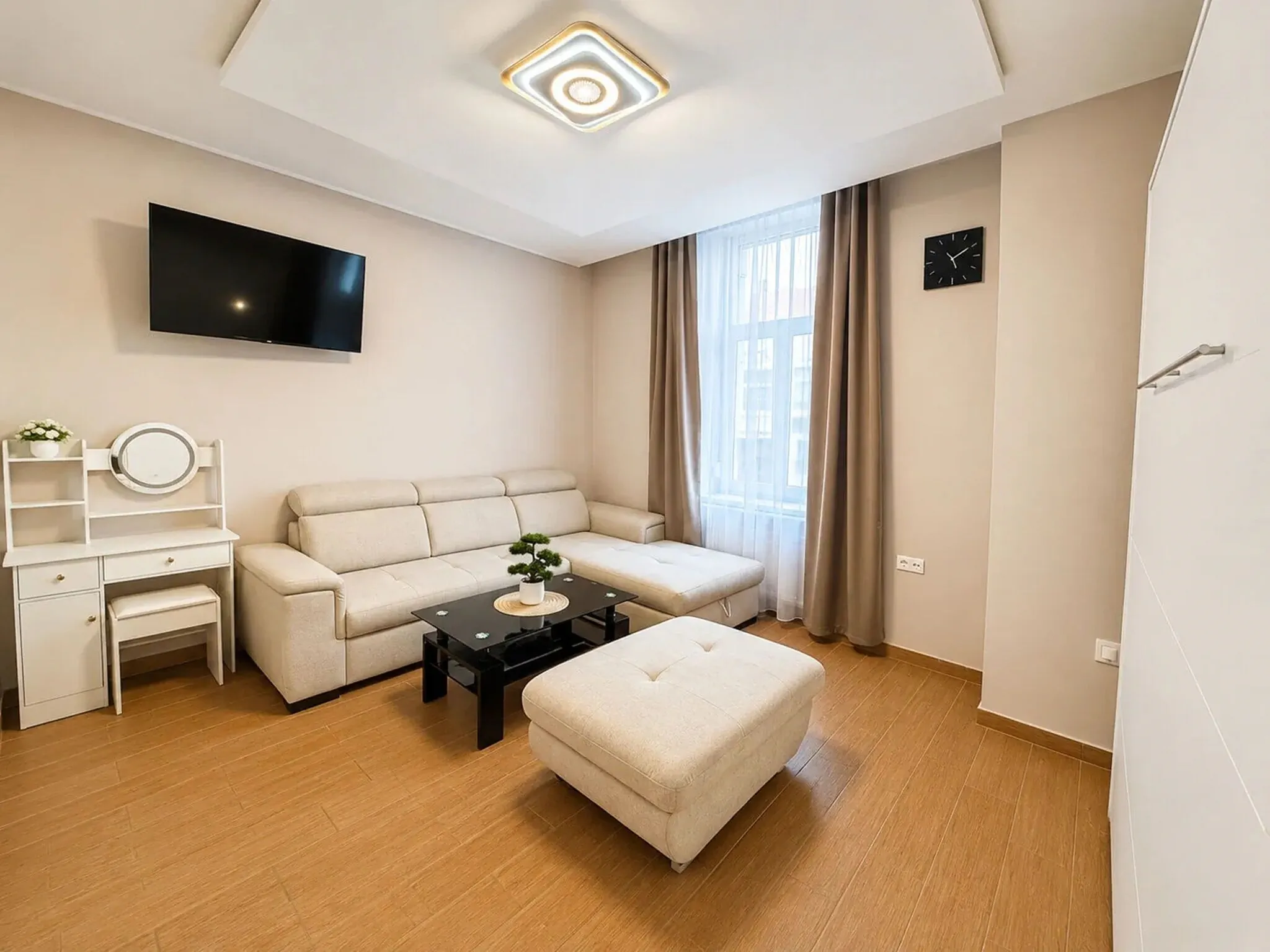 HoldLux City Keyless 0–24 Apartmanok Sárvár - foto 6