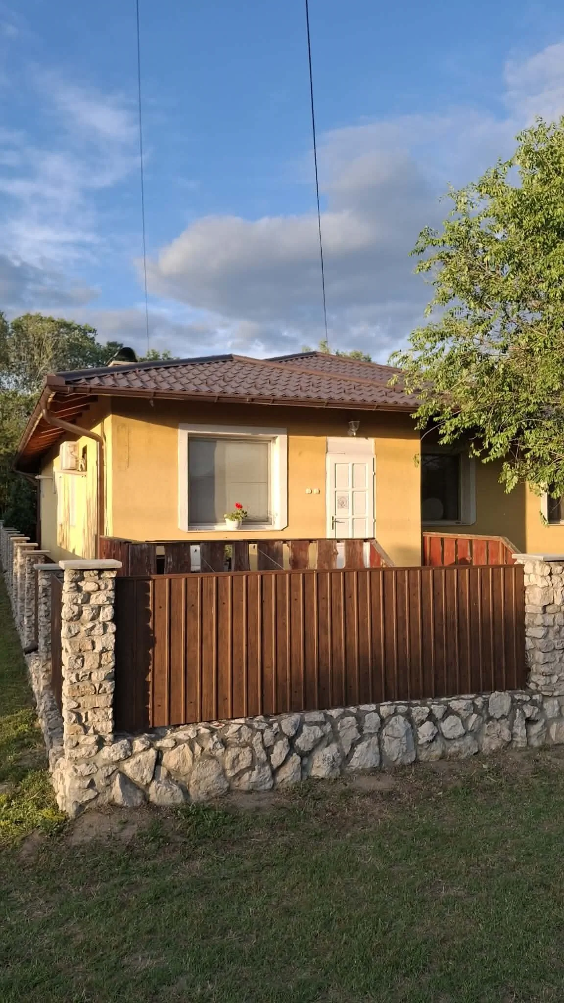 Vár-Lak Apartman Dunavarsány – Dunavarsány, Ungaria