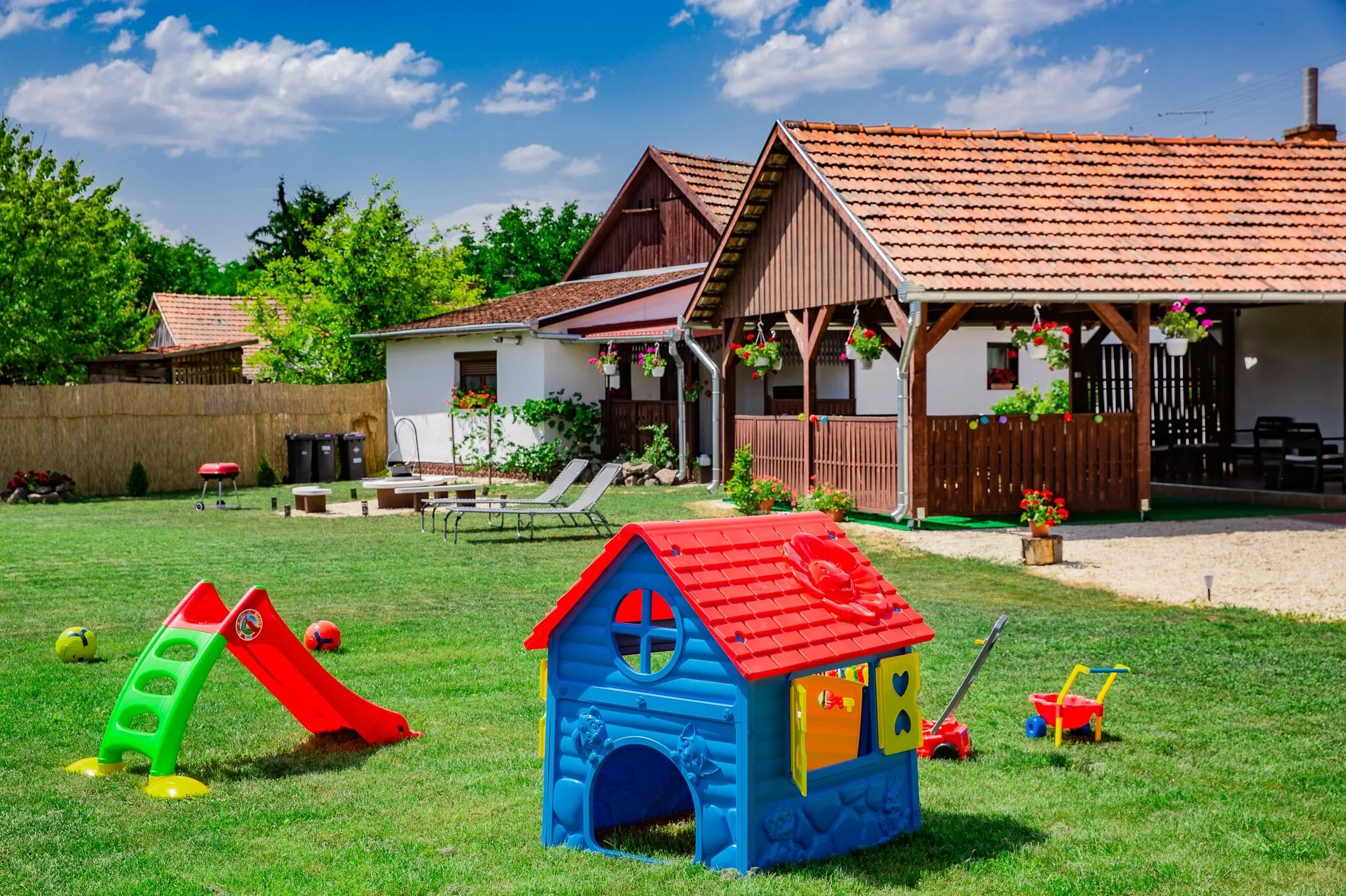 Kecskés Vendégház Magyardombegyház – Magyardombegyház, Węgry