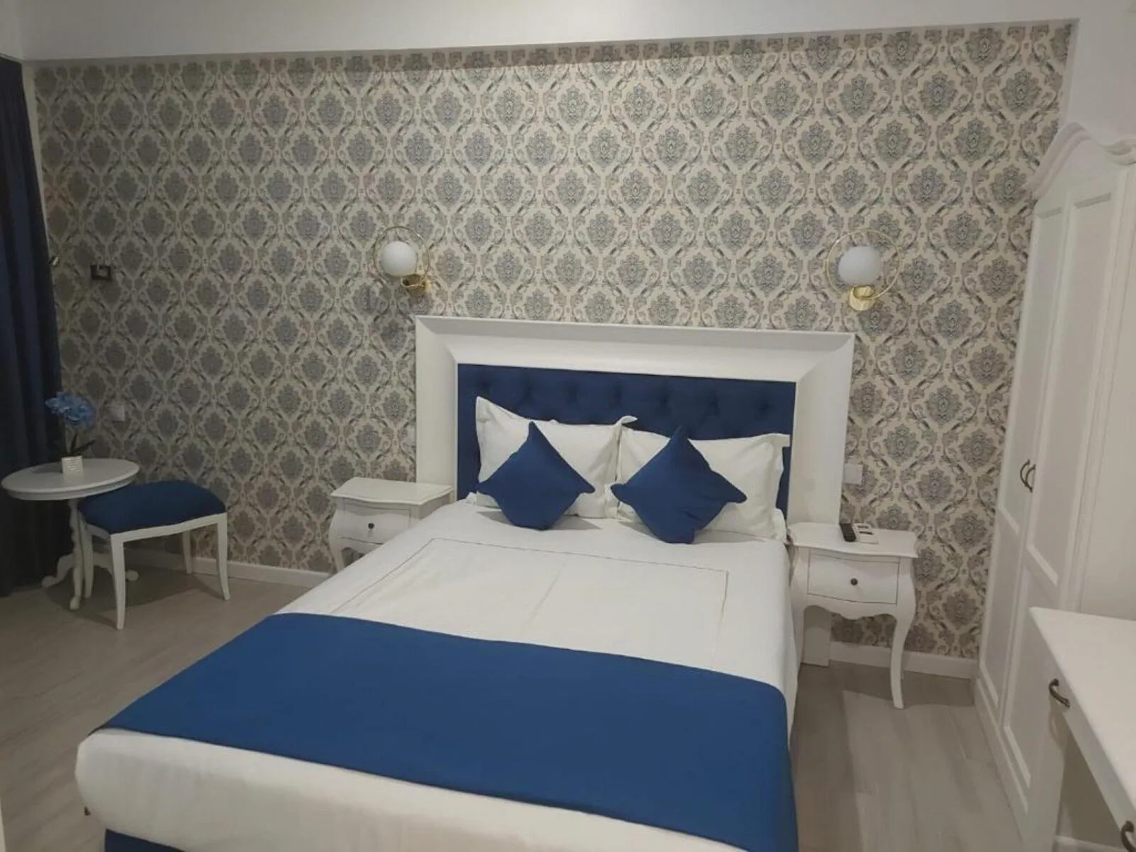 Hotel Old Town Boutique București - foto 10