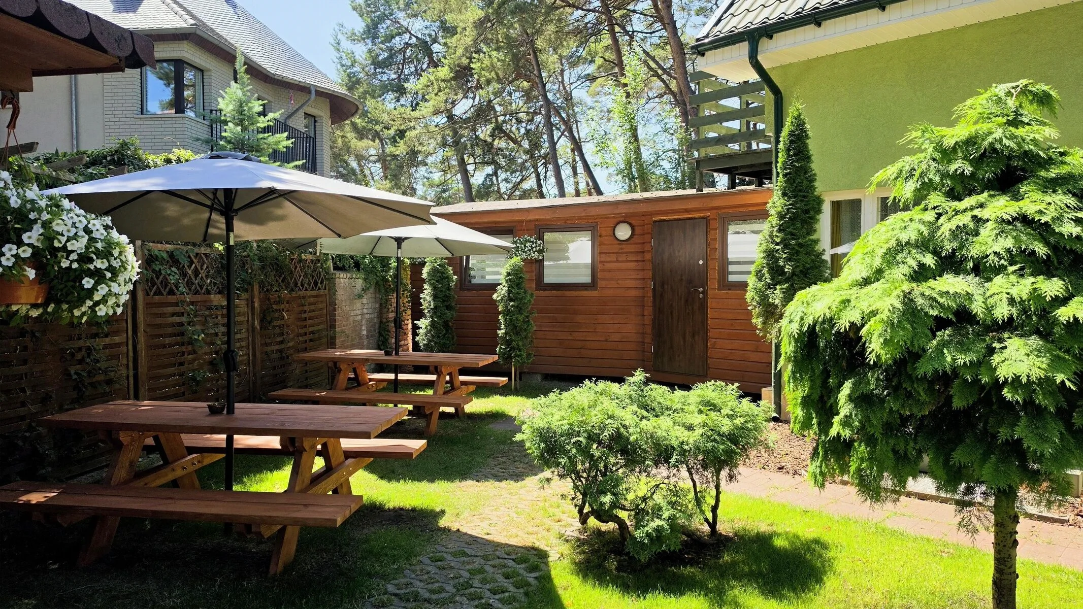 Dom Gościnny MAŁY DWOREK – Pobierowo, Polonia