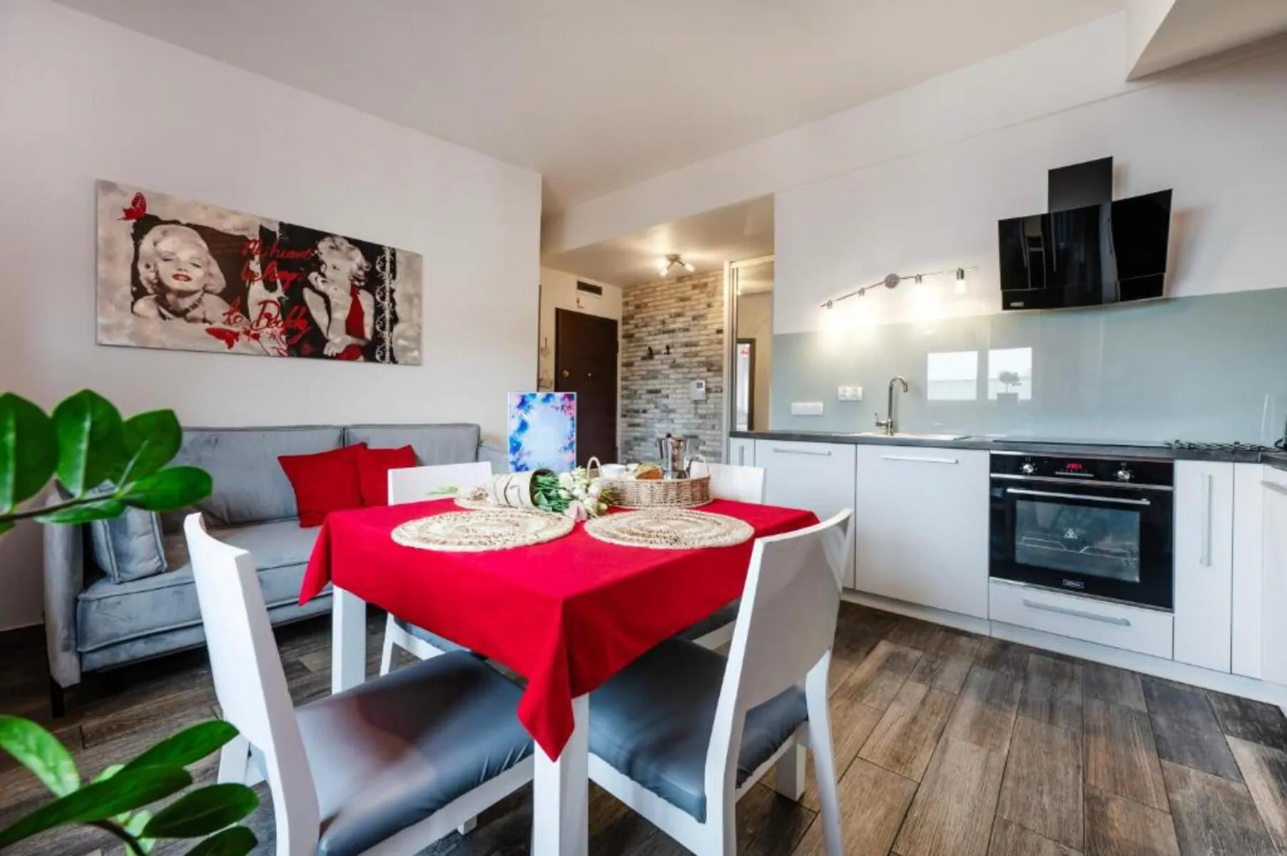 Perugia Moxy te&am Cracow Old Town Parking w cenie – Cracovia, Polonia