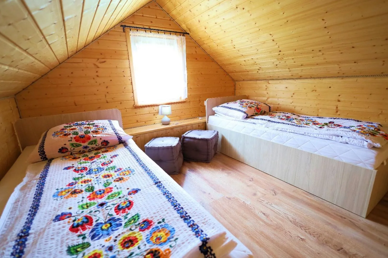 Apartamenty i pokoje Na Wzgórzu Łobozew Dolny - foto 5