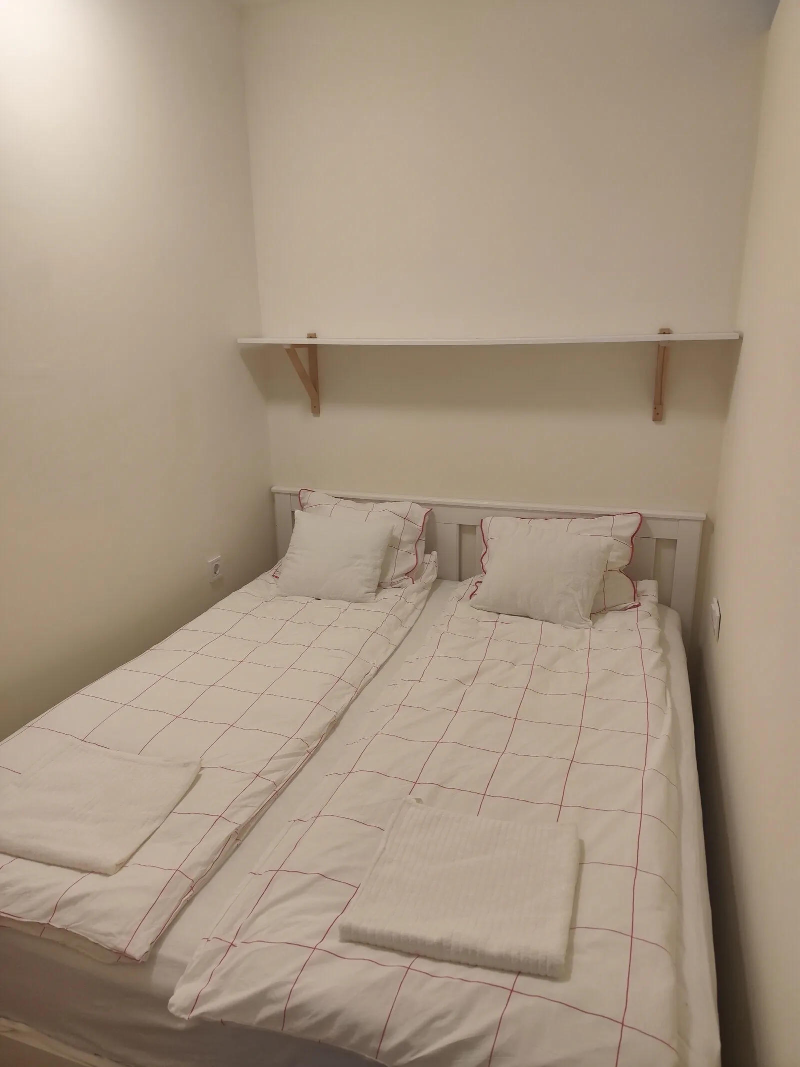 Imeli Apartman Balatonalmádi – Balatonalmádi, Ungaria