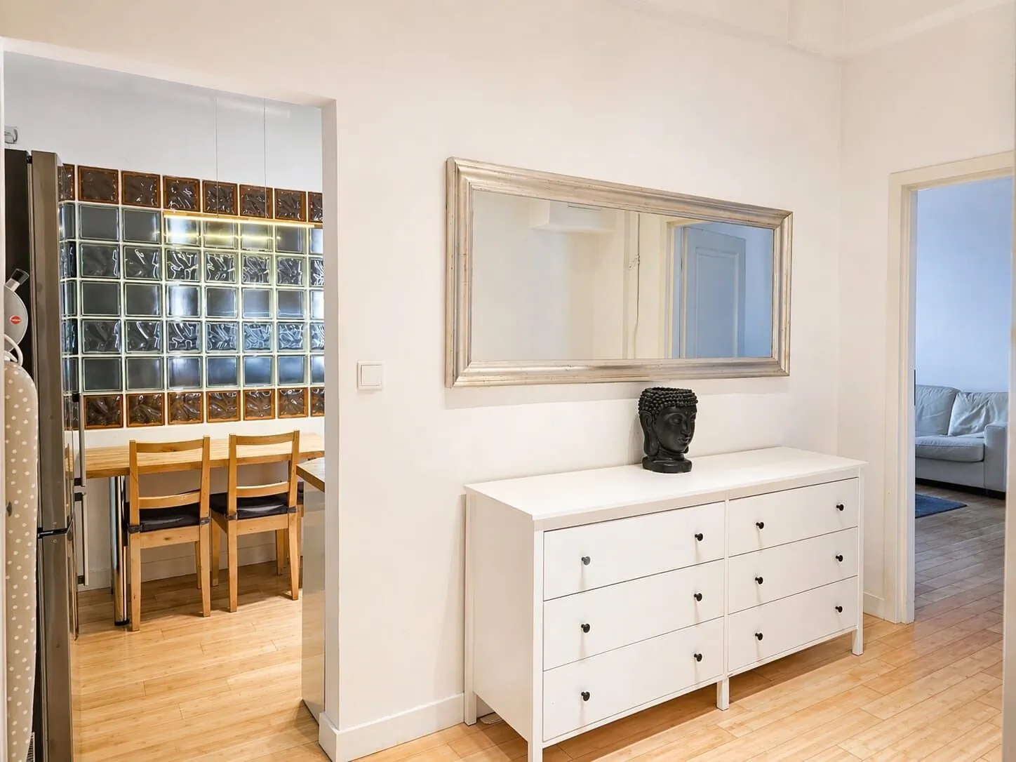 Konopczynskiego City View Apartment by StayFirst – Varșovia, Polonia
