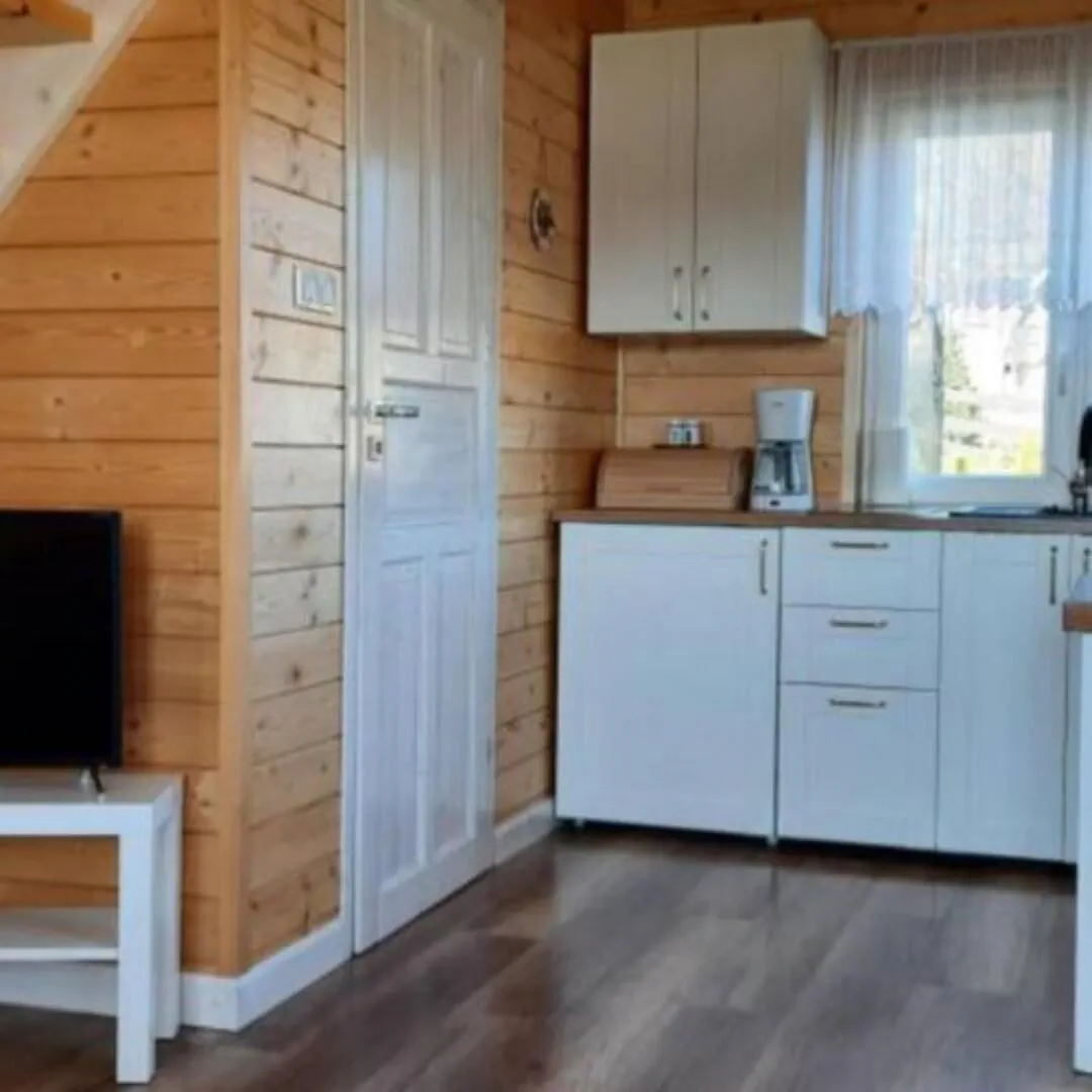 Szary domek 2 nad jeziorem SEA & LAKE Kołczewo - foto 10