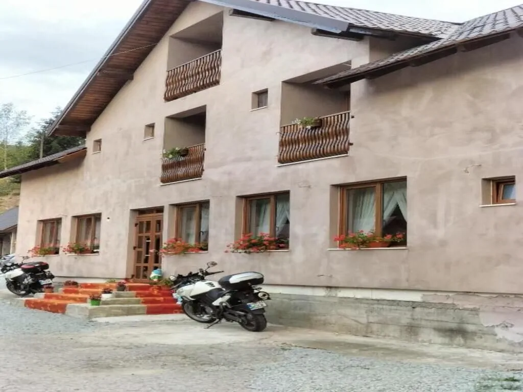 Casa Vânătorilor Izlaz – Izlaz, România