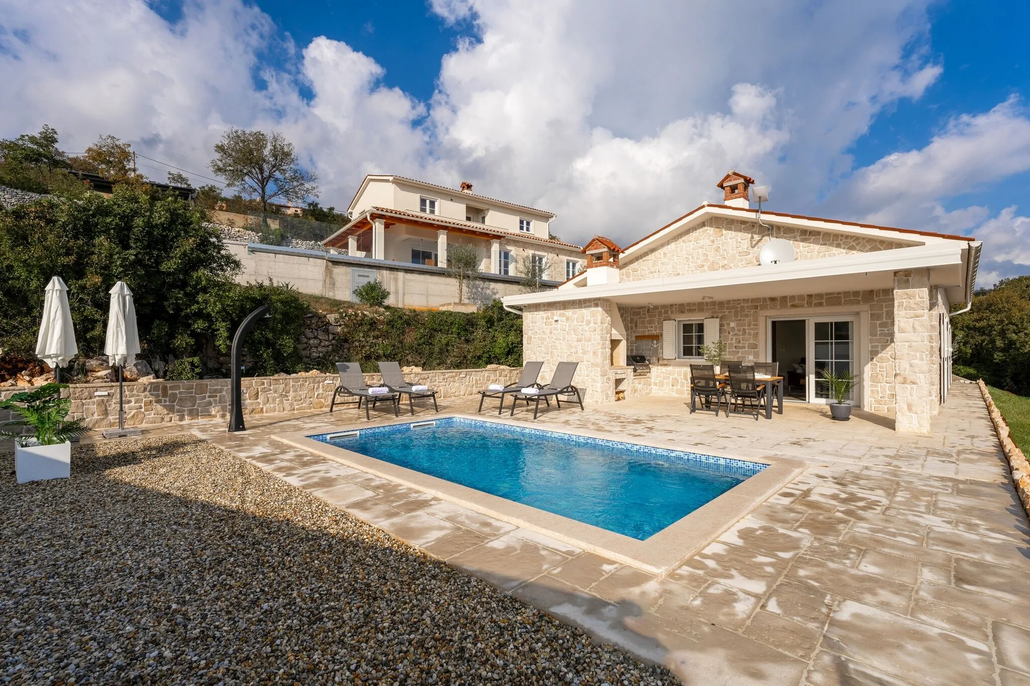 Villa Angel Marie Ripenda Kosi - foto 1