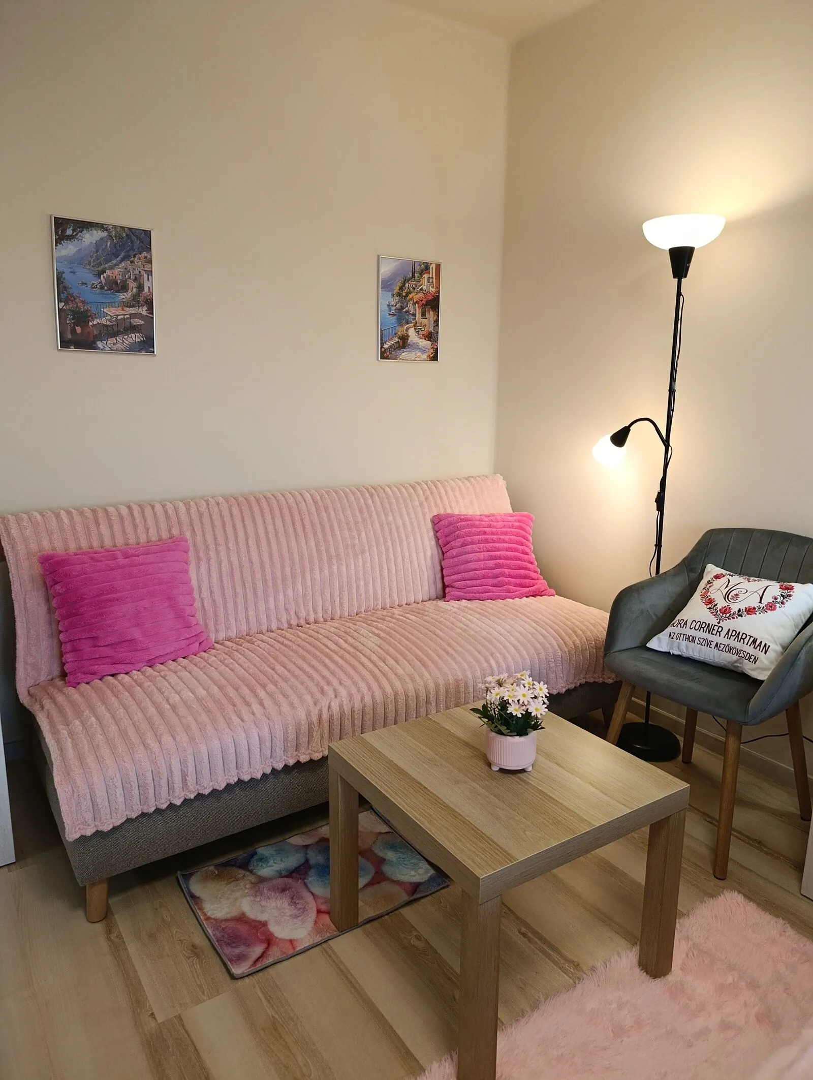 Móra Corner Apartman Mezőkövesd – Mezőkövesd, Ungaria