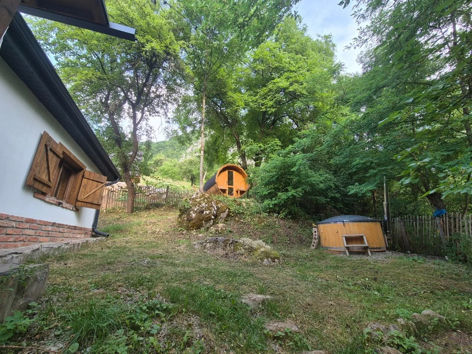 Casa Bats Cave Hut Transylvania Sub Piatră – Sub Piatră, România