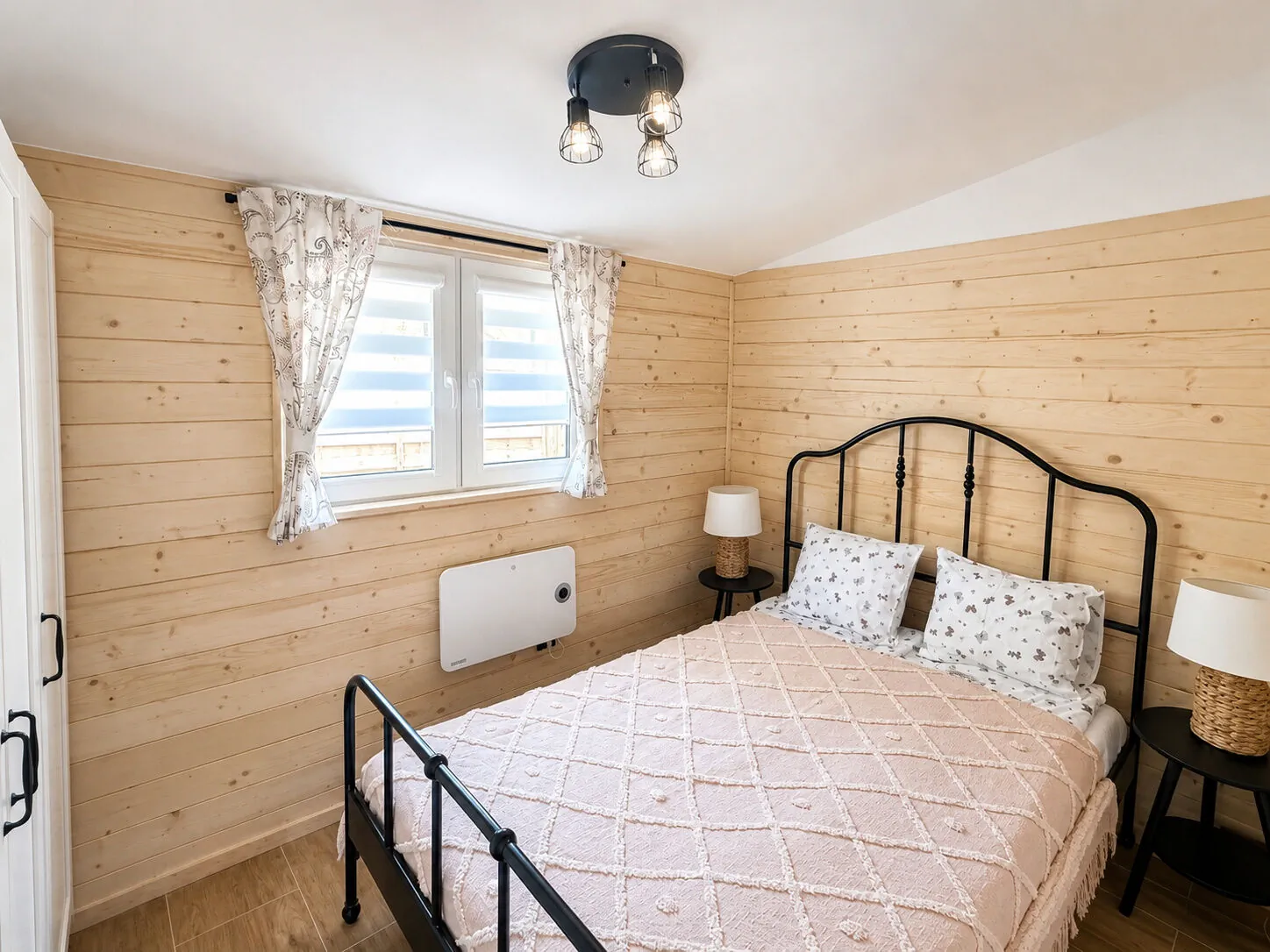 Domek nad Strumykiem z jacuzzi Międzybrodzie Bialskie – Międzybrodzie Bialskie, Polonia