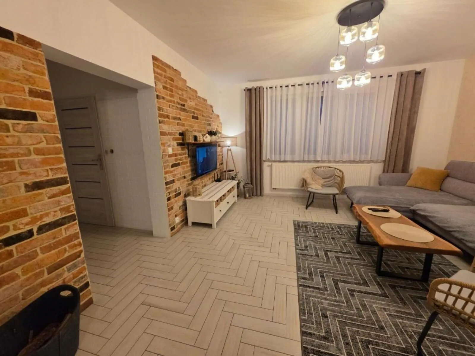 Komfortowy Dom Całoroczny - sauna, jacuzzi, bilard Tyłowo - foto 7