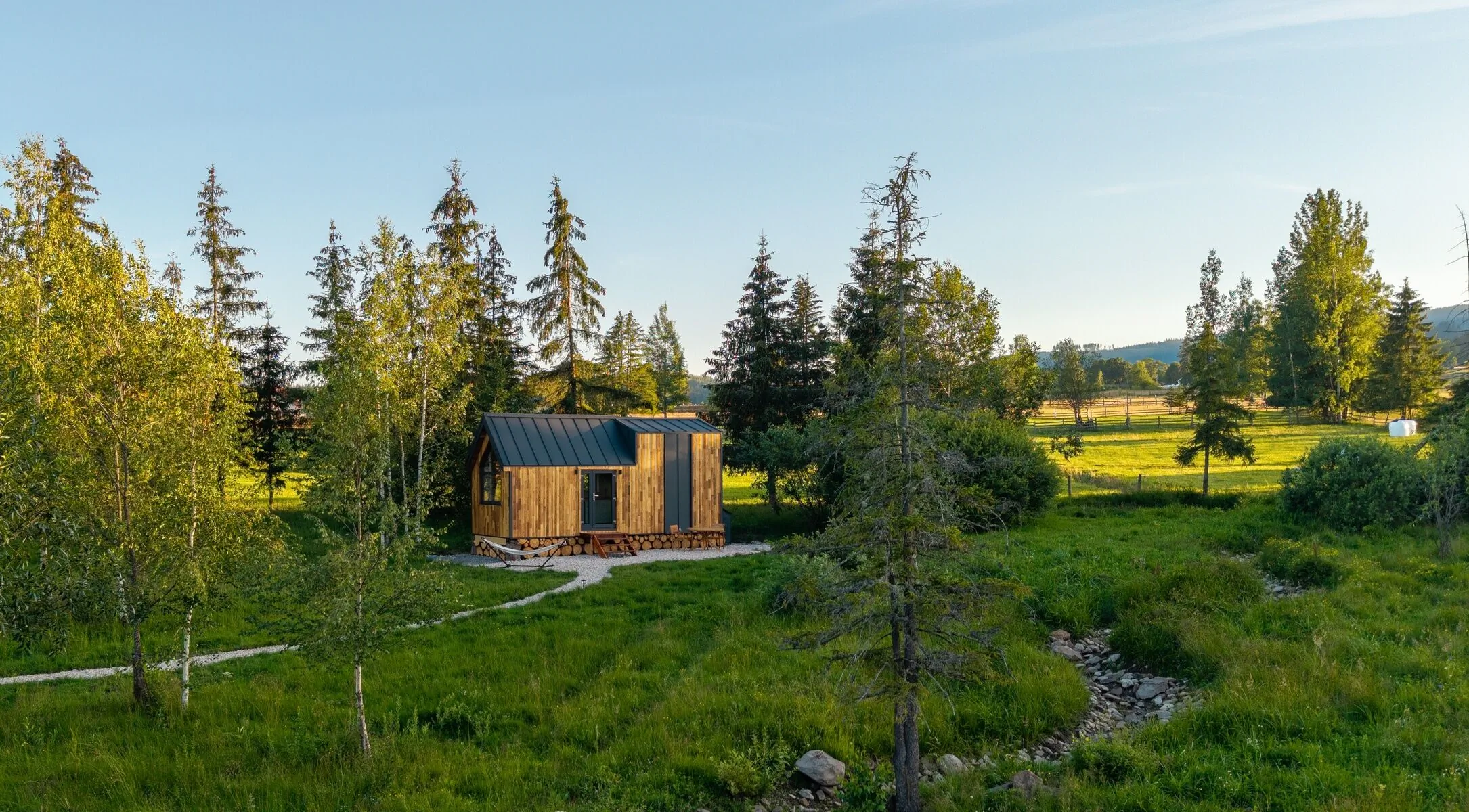 WildKind Nature Retreat Sărișor – Sărișor, România