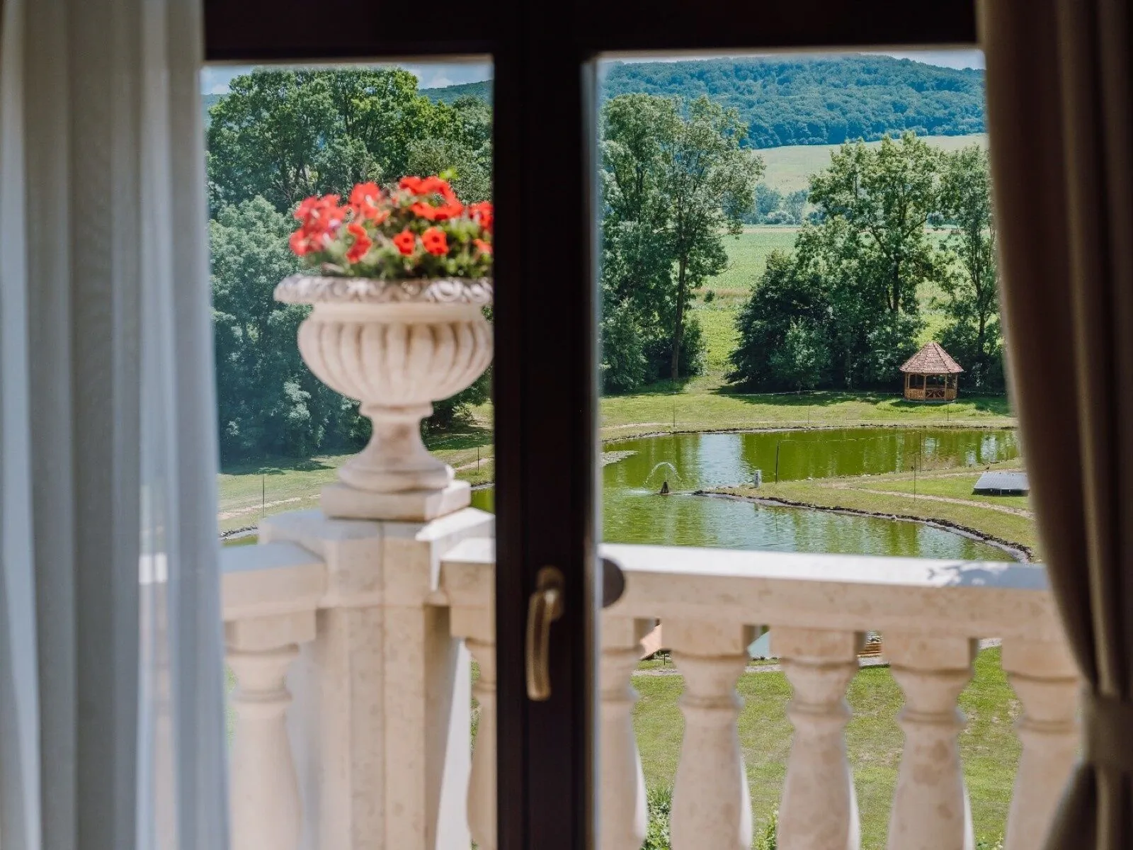 Petry Estate Winery Călimănești – Călimănești, România