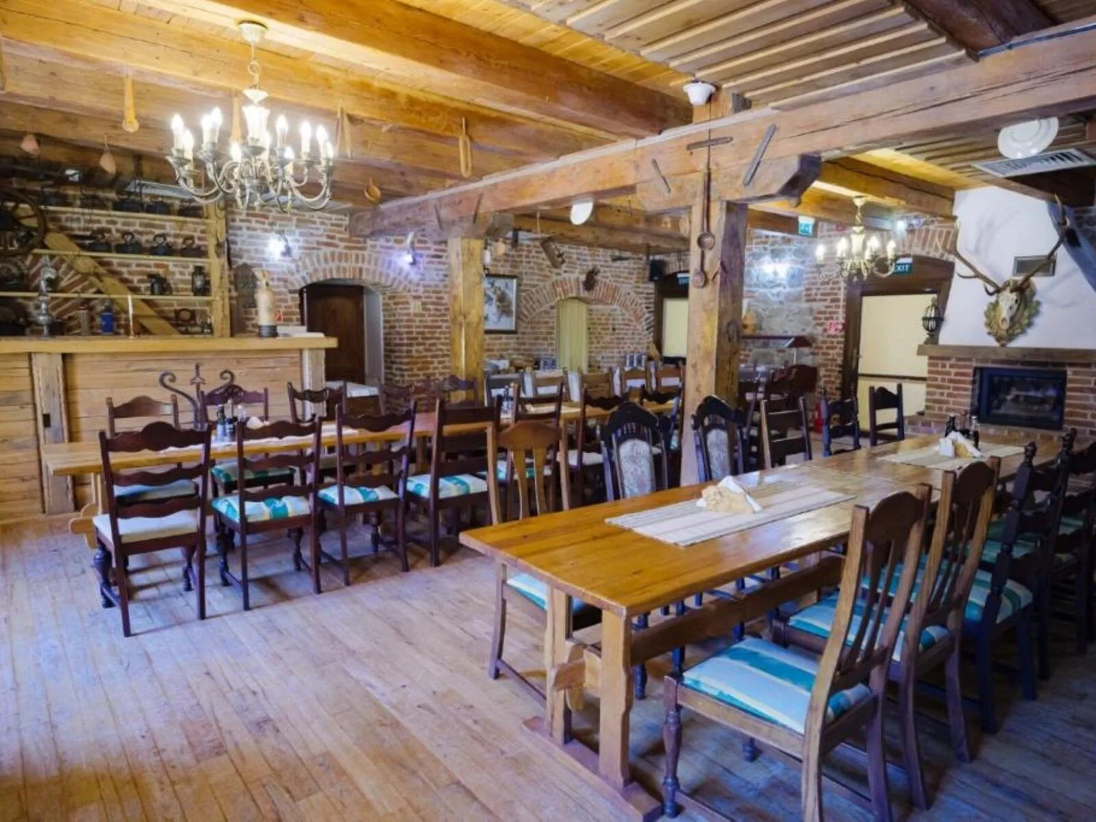 Hanul Moara cu Noroc Ineu – Ineu, România