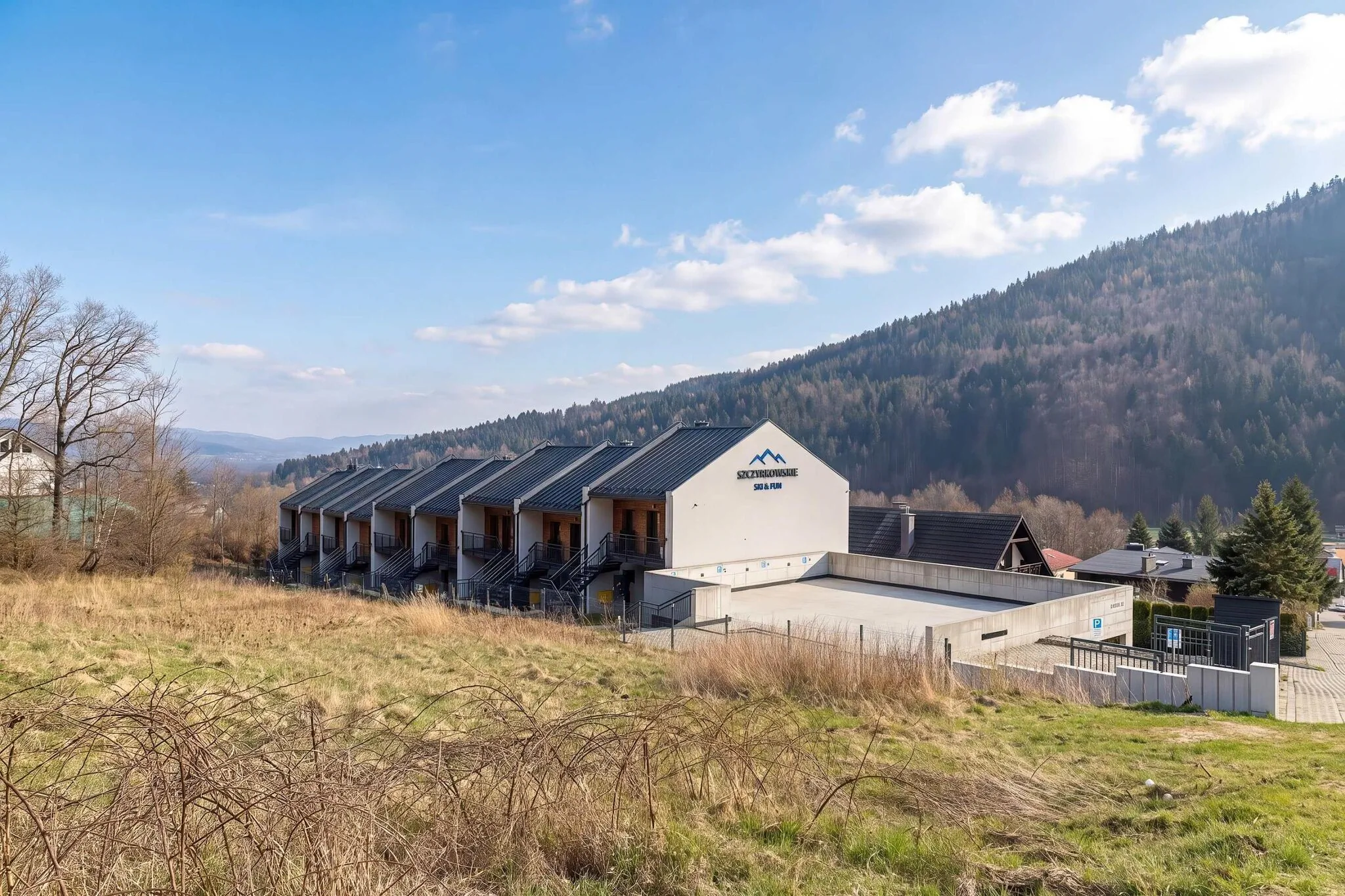 Słoneczny Apartament | Parking, Sauna & Jacuzzi – Szczyrk, Polonia