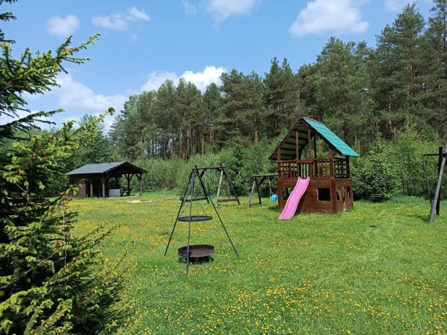 Domki Sosnowa dolina We Wielu 2 – Wiele, Polonia