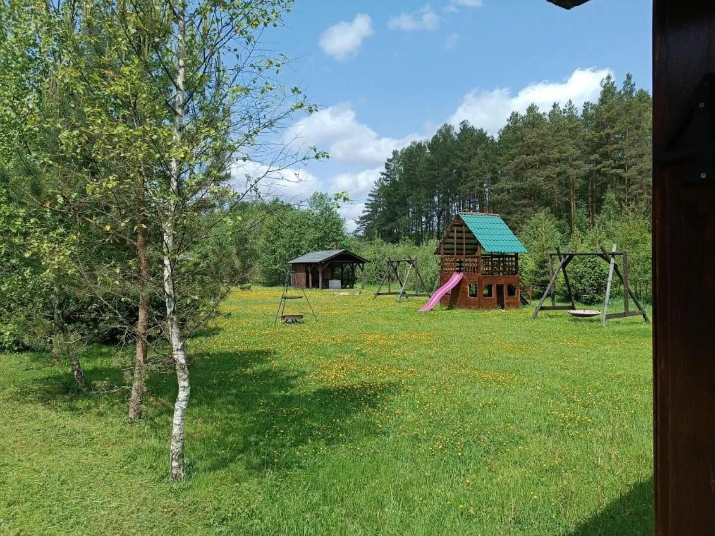 Domki Sosnowa dolina Wiele – Wiele, Polonia