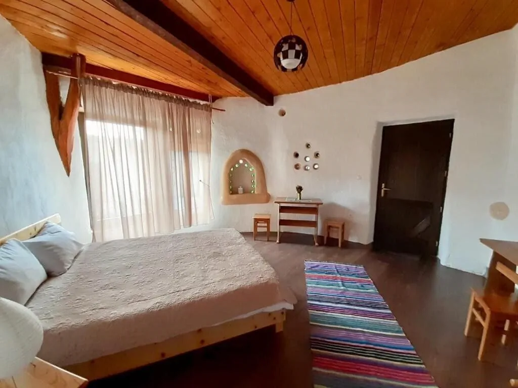 Casa Cob Village Berca – Berca, România