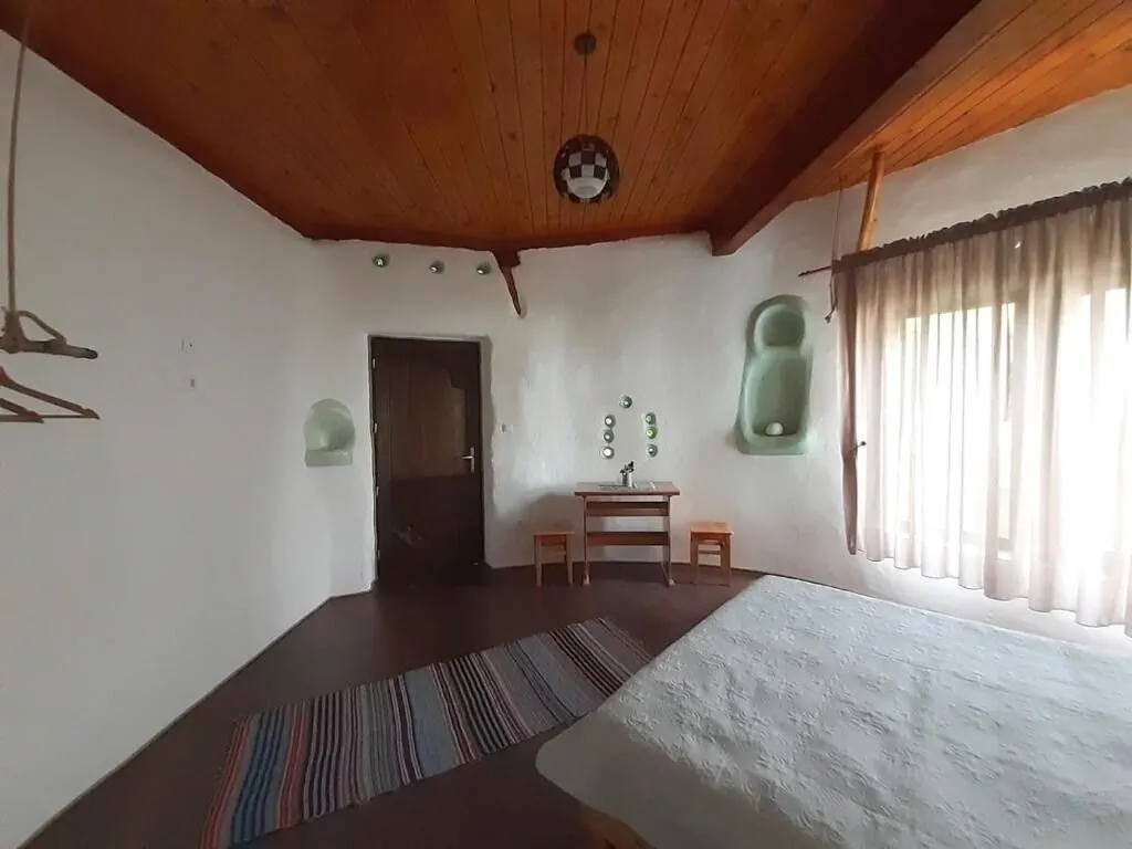Casa Cob Village Berca – Berca, România