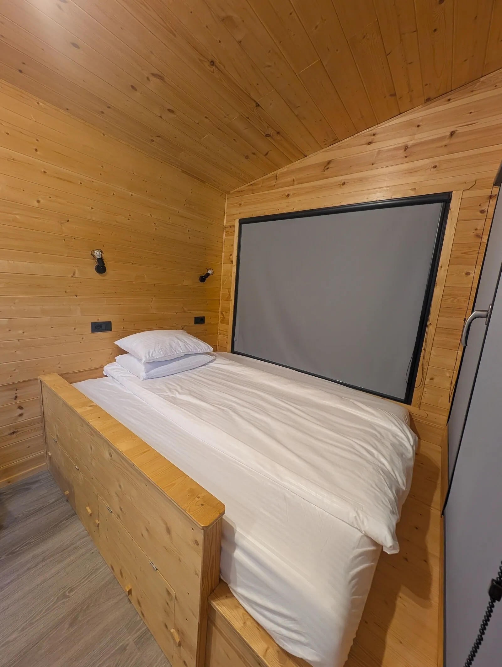 Oaza de Liniste Iza Cabins Săcel – Săcel, România