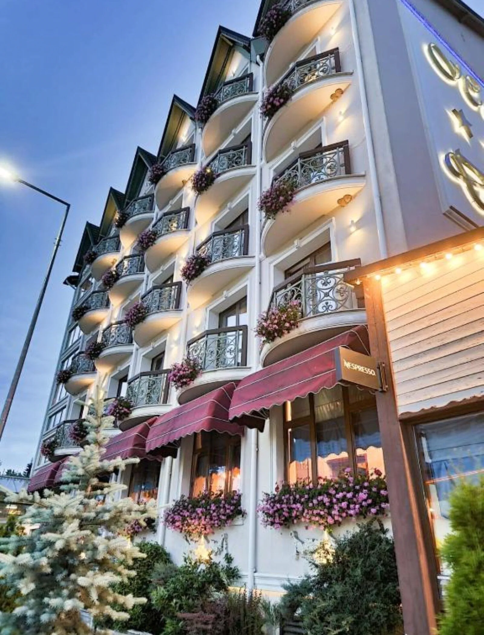 Hotel Dragului Predeal – Predeal, România