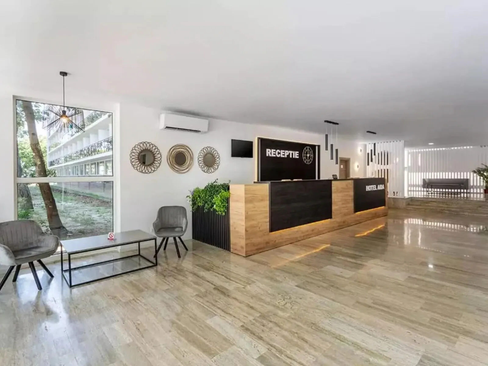 Hotel Neko Saturn – Saturn, România