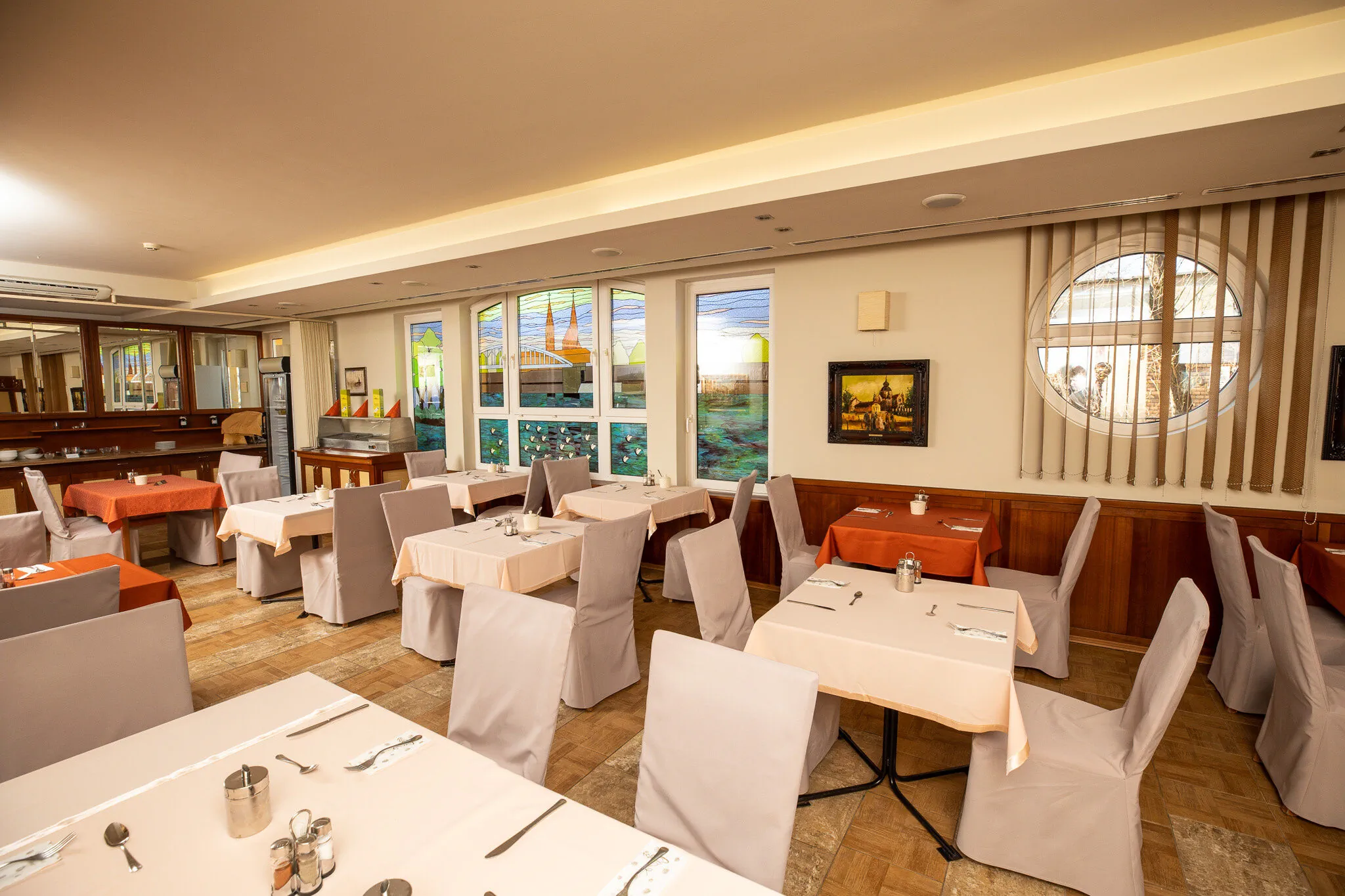 Dóm Hotel Szeged – Szeghed, Ungaria