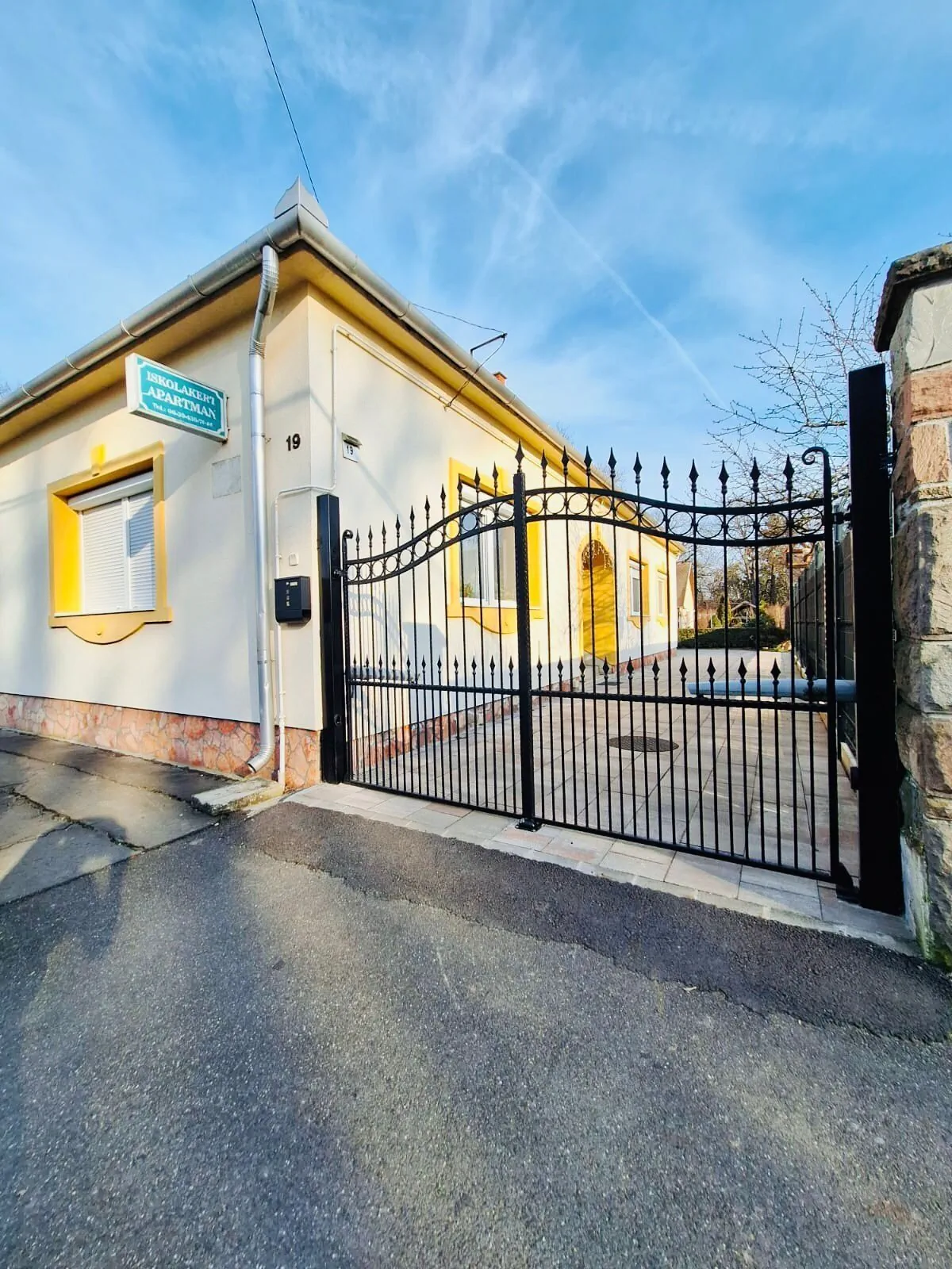Iskolakert Apartman Sárospatak - foto 2