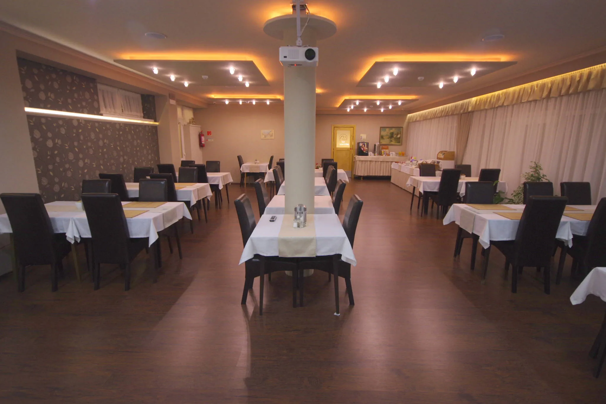 Hotel Vadászkürt Székesfehérvár – Székesfehérvár, Węgry