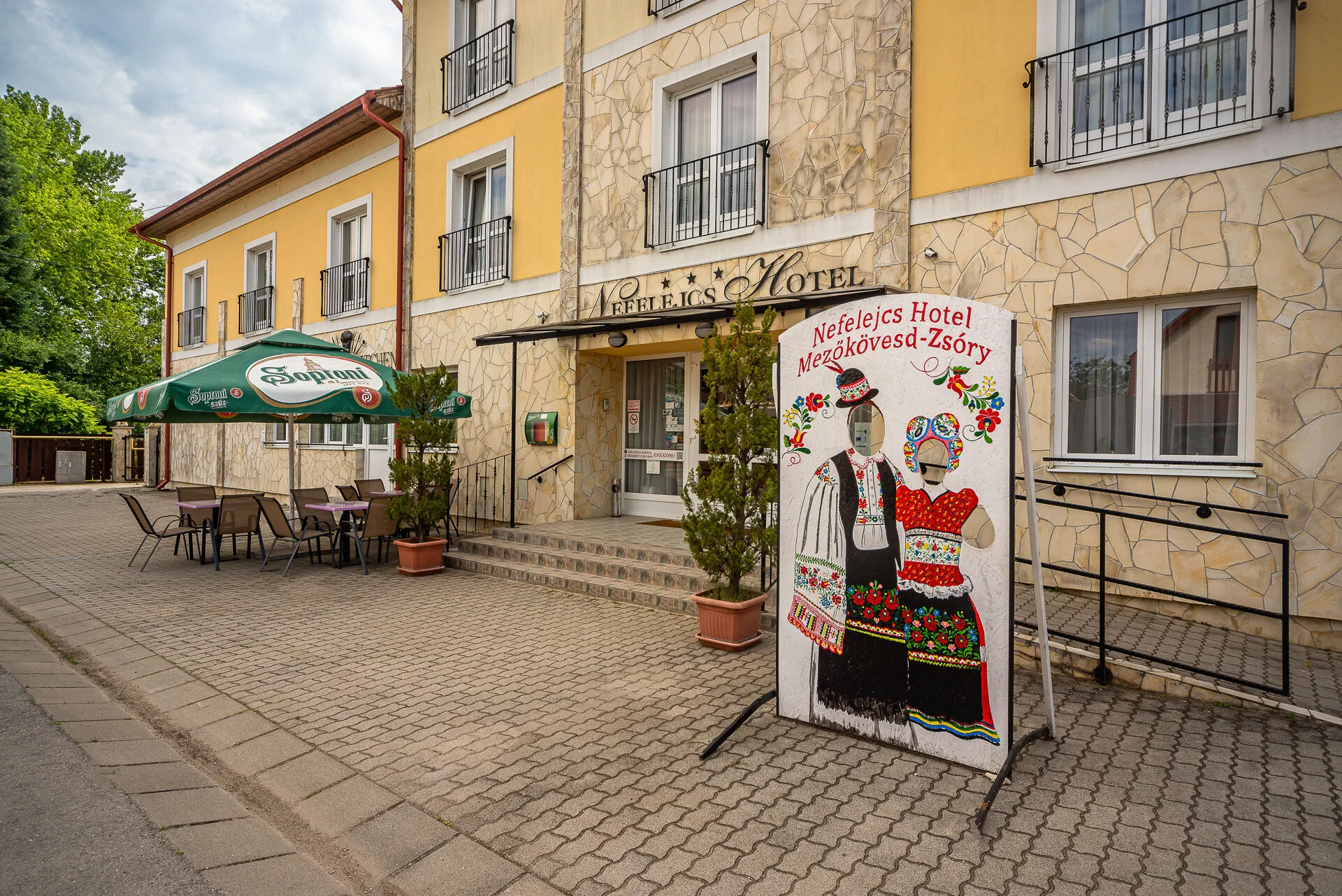 Nefelejcs Hotel Mezőkövesd – Mezőkövesd, Węgry