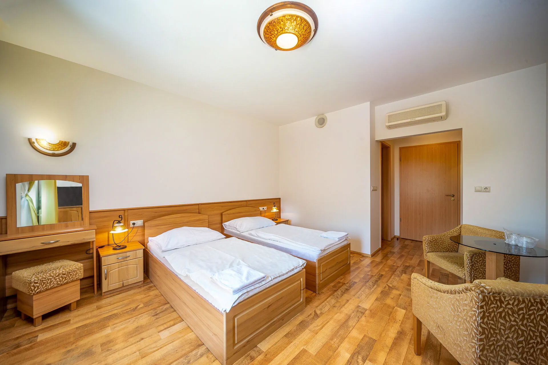 Nefelejcs Hotel Mezőkövesd – Mezőkövesd, Węgry