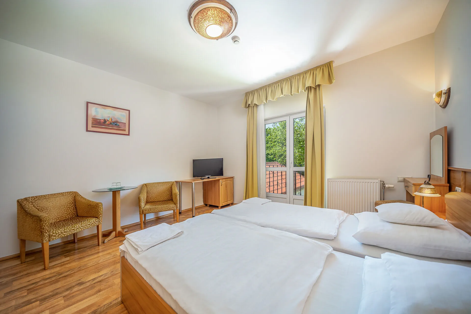Nefelejcs Hotel Mezőkövesd – Mezőkövesd, Węgry