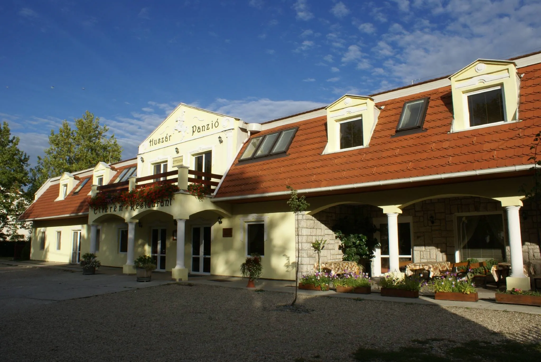 Huszár Panzió és Étterem Sárospatak – Sárospatak, Ungaria