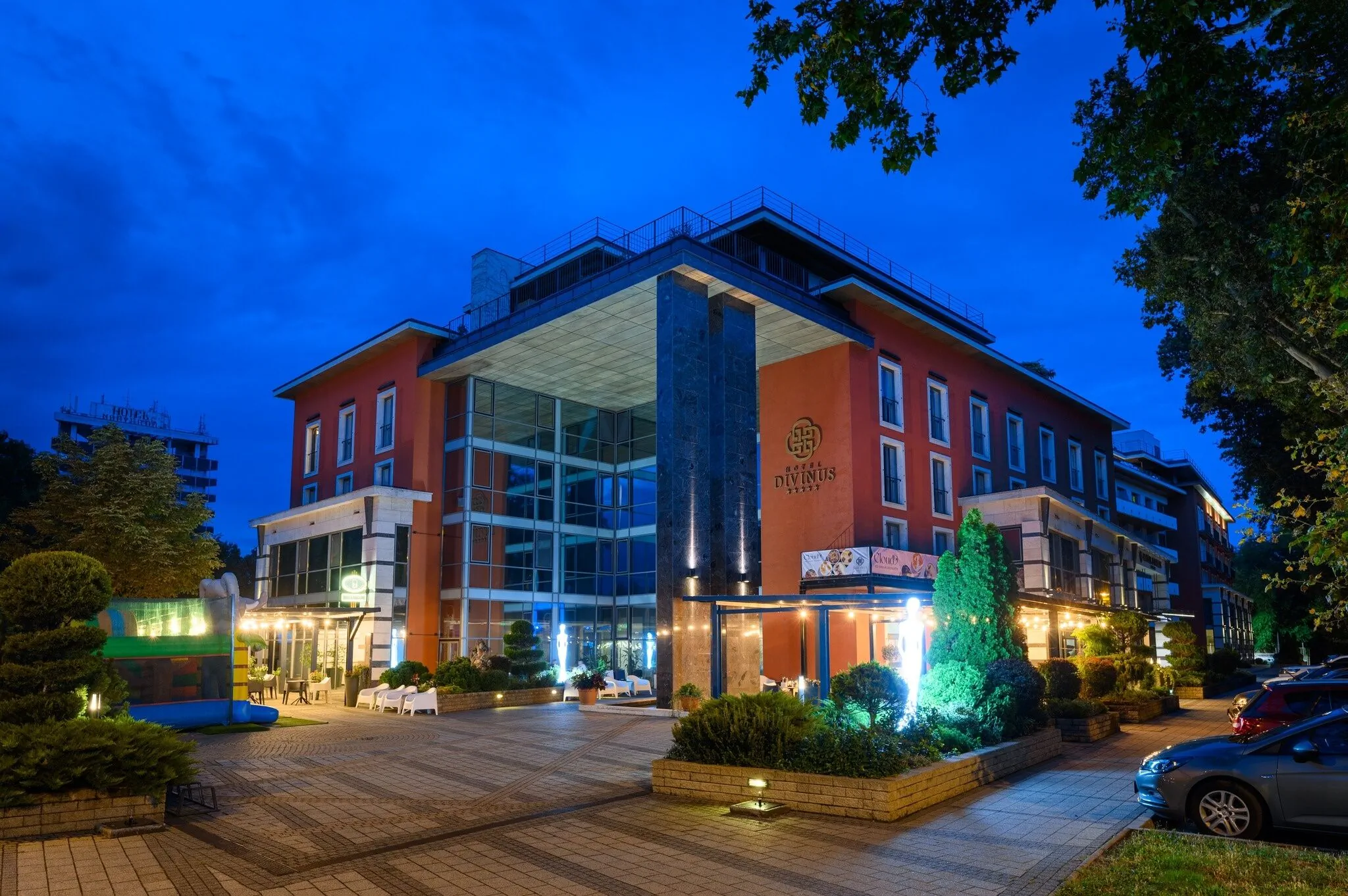 Hotel Divinus Debrecen – Debrețin, Ungaria