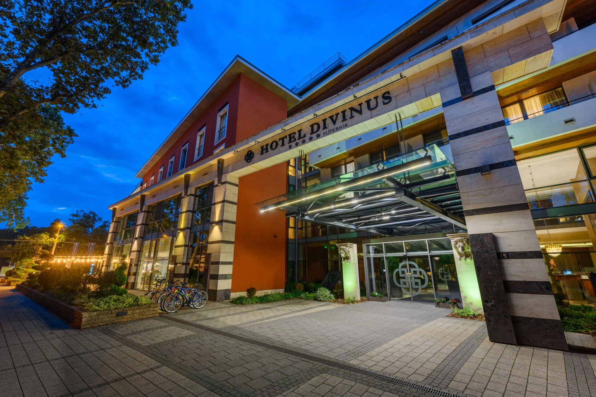 Hotel Divinus Debrecen – Debrețin, Ungaria
