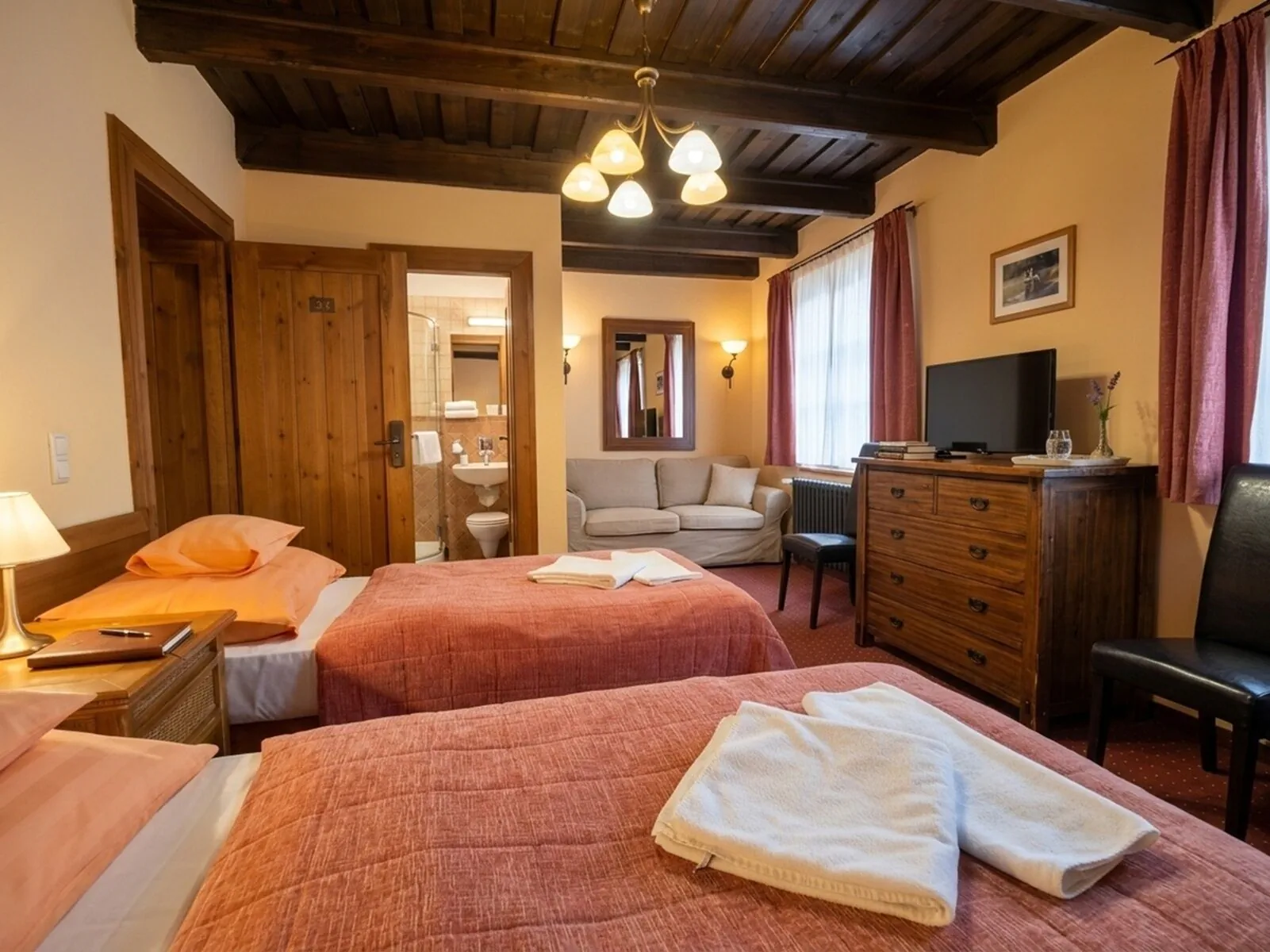 Sarlóspuszta Club Hotel Tatárszentgyörgy – Tatárszentgyörgy, Ungaria