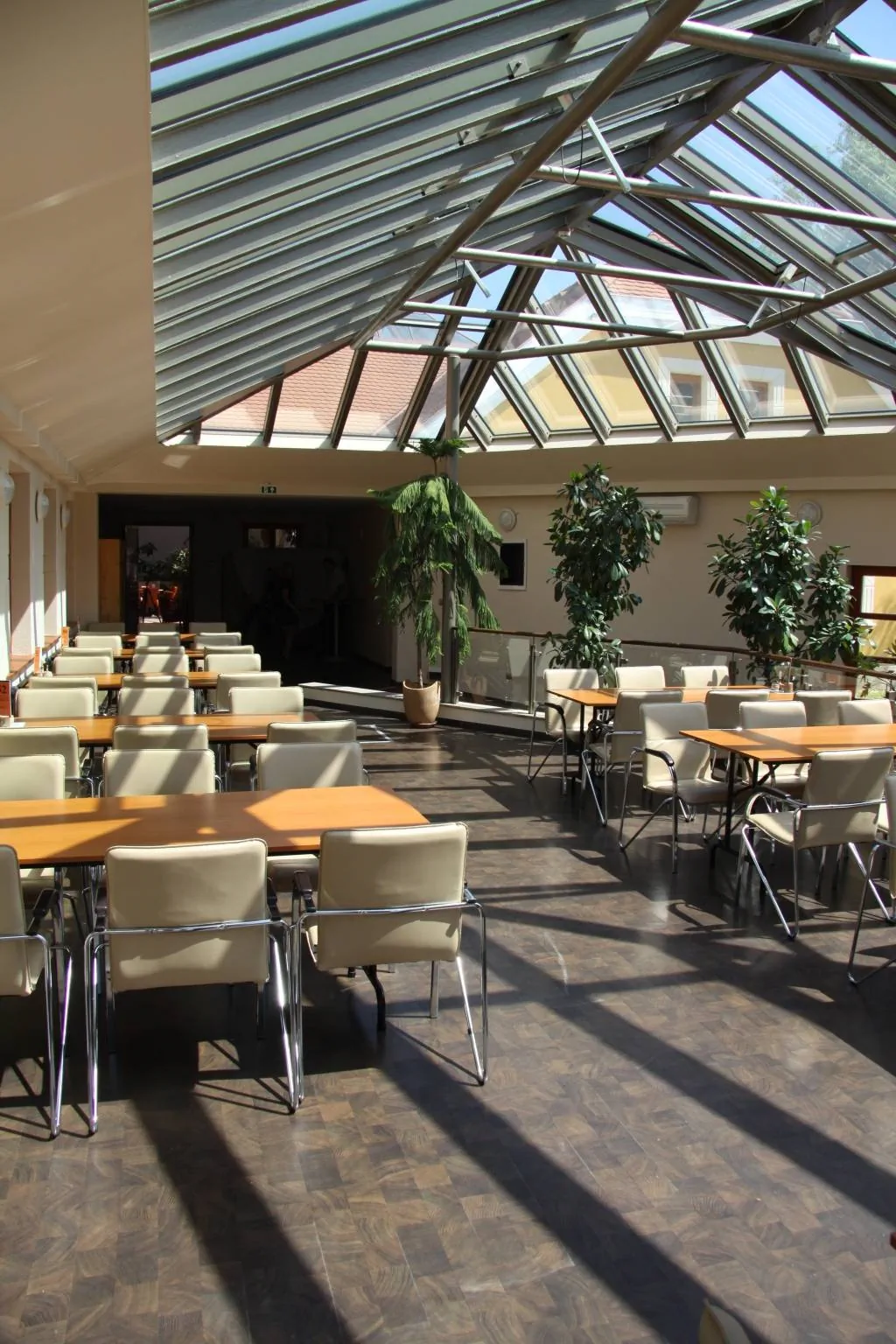 Gastland M0 Hotel Szigetszentmiklós – Szigetszentmiklós, Ungaria
