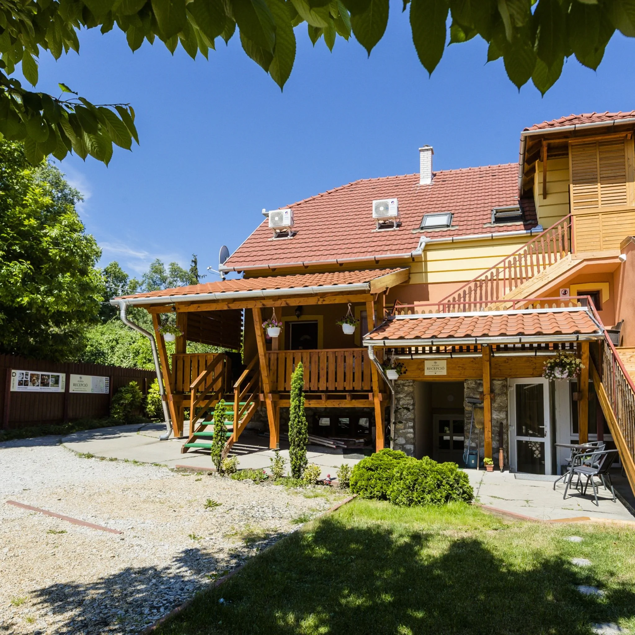 Almafa Apartmanház Eger – Eger, Ungaria