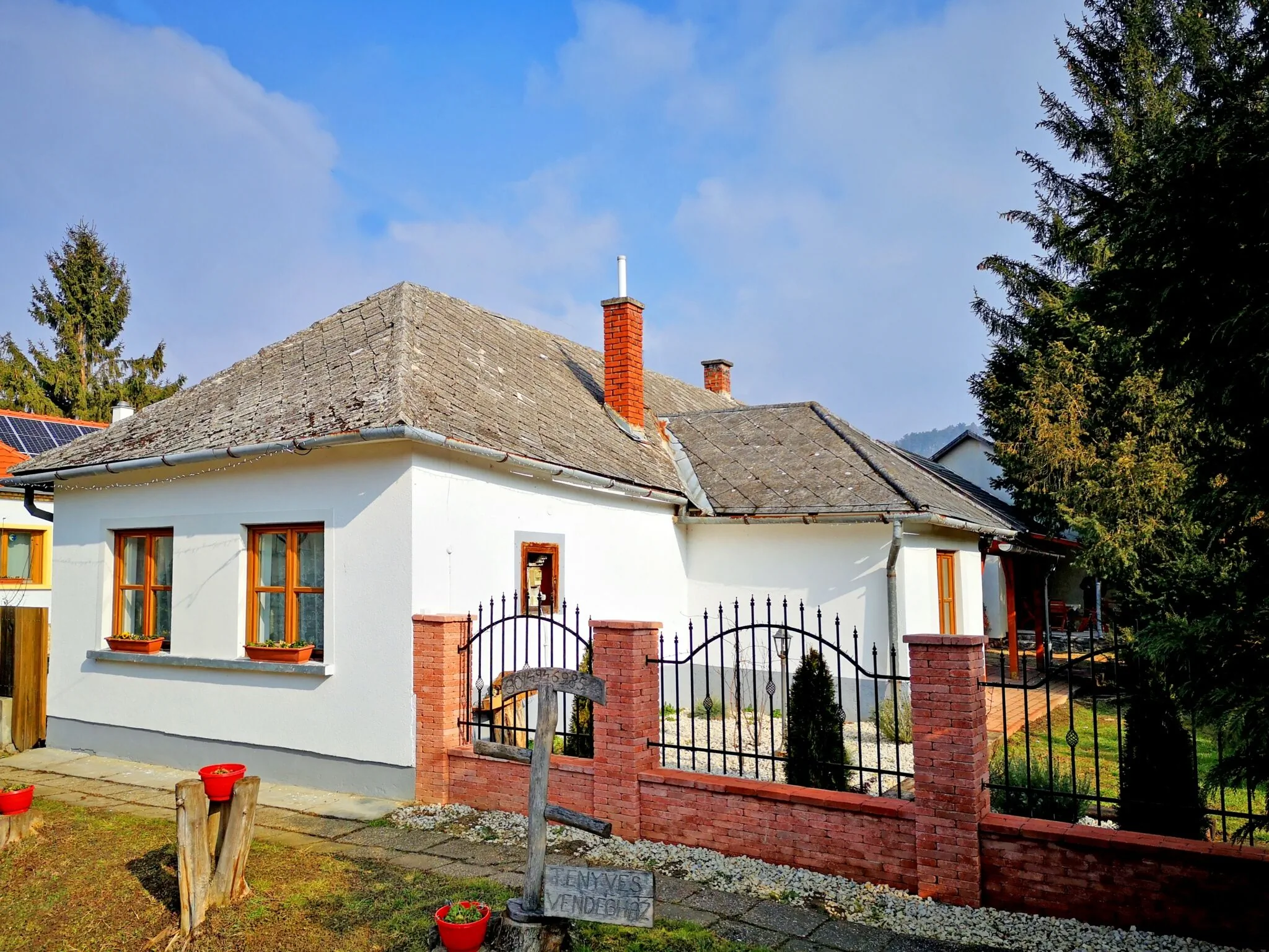 Fenyves Vendégház és Apartman Bakonybél – Bakonybél, Ungaria