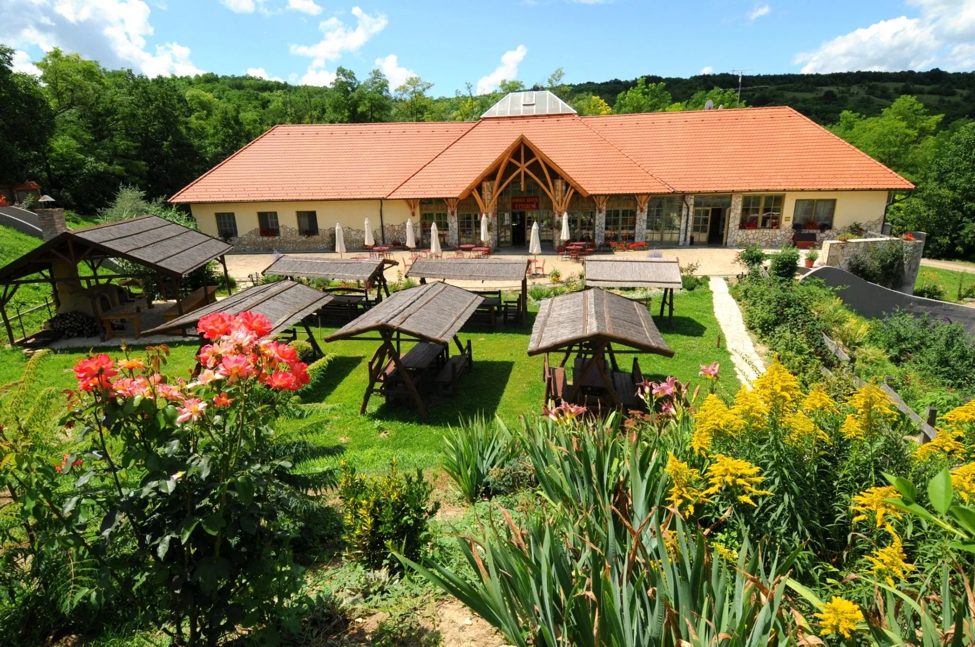 Somogy Kertje Üdülőfalu*** és Rendezvényhelyszín Bonnya – Bonnya, Ungaria