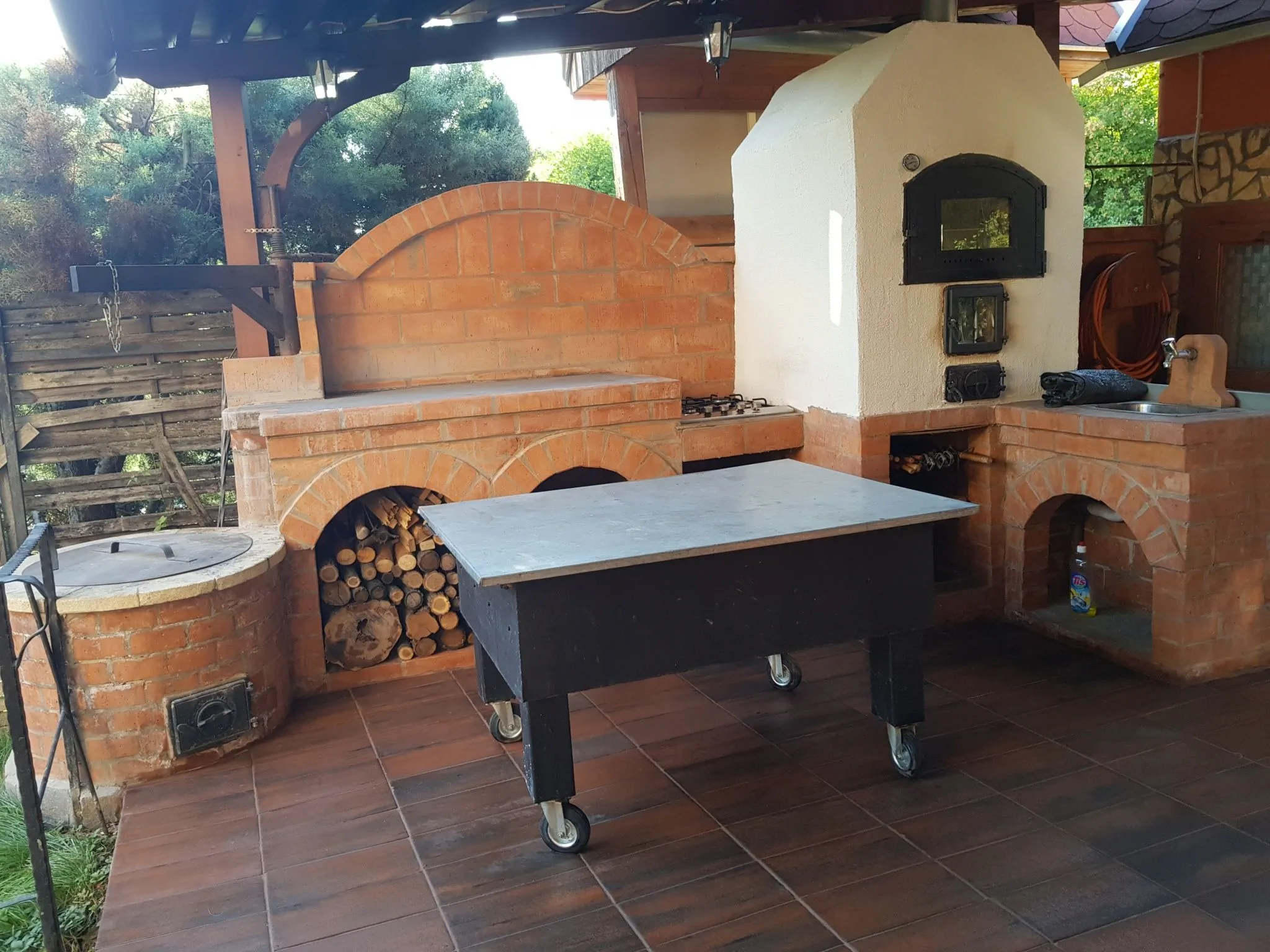 Legányi Wellness Apartmanházak Eger – Eger, Ungaria