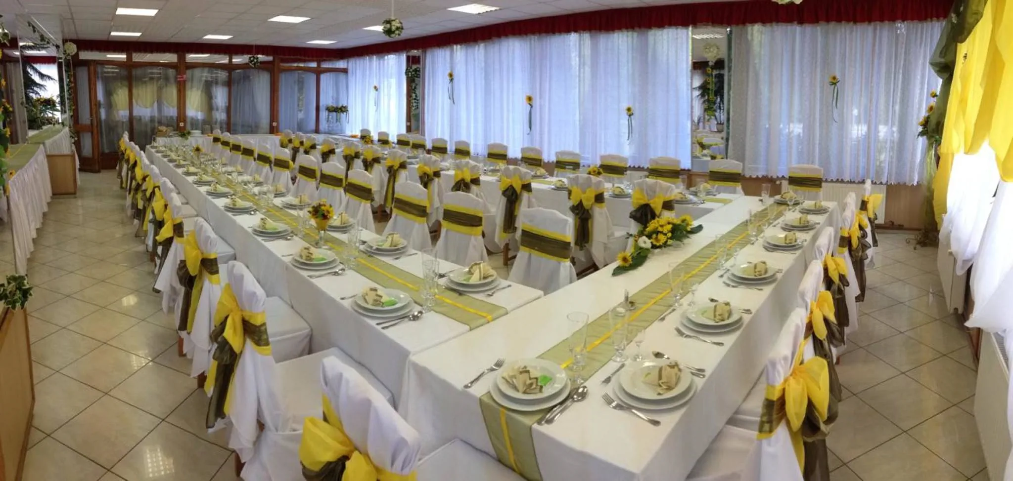 Flóra Panzió Miskolctapolca*** – Miskolctapolca, Ungaria