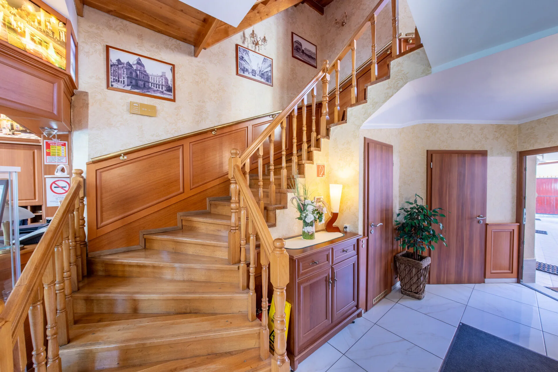 Szinbád Hotel Pécs – Pecz, Węgry