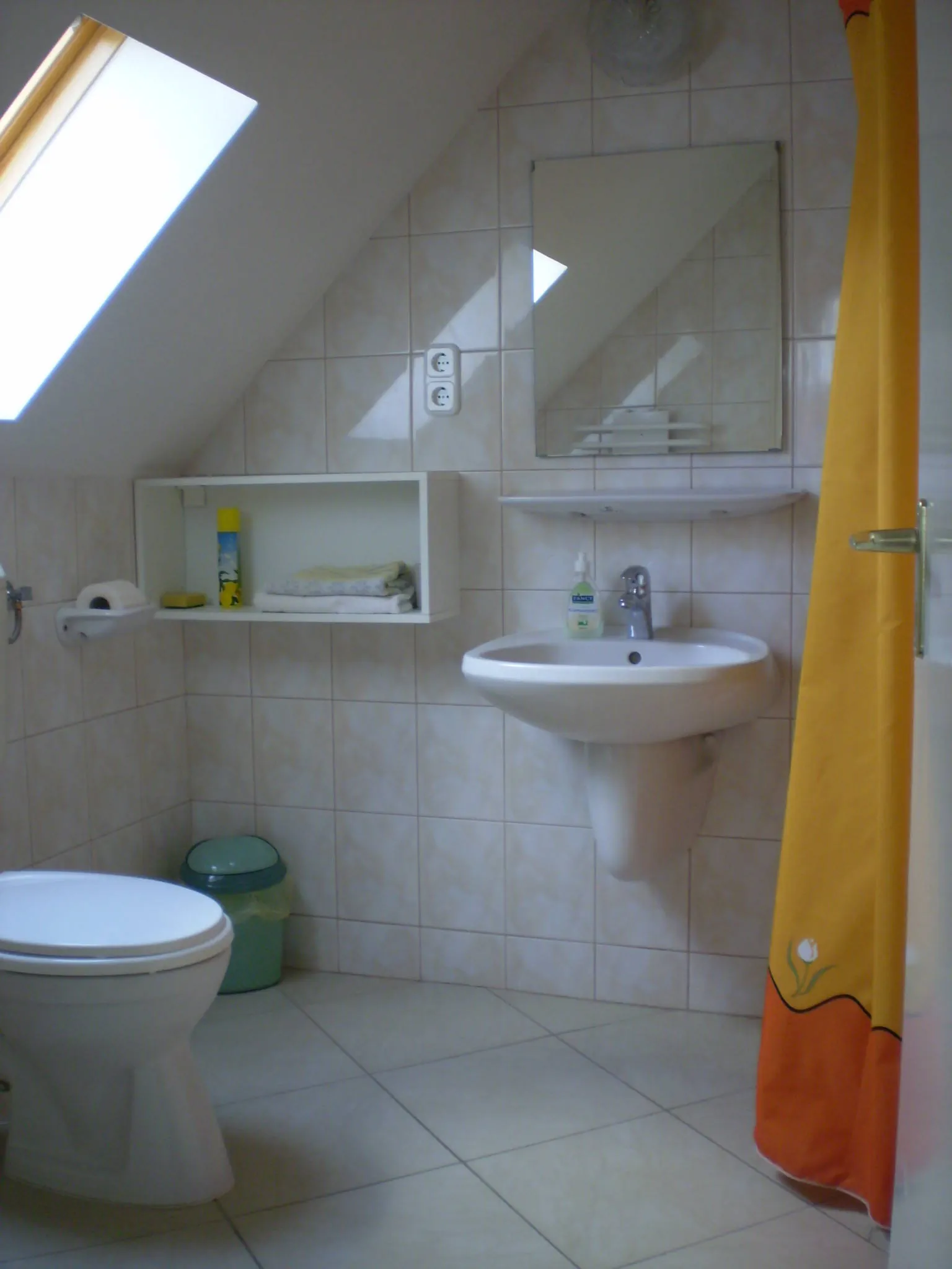 Pihenés Háza Relax Apartman Gyenesdiás – Gyenesdiás, Ungaria