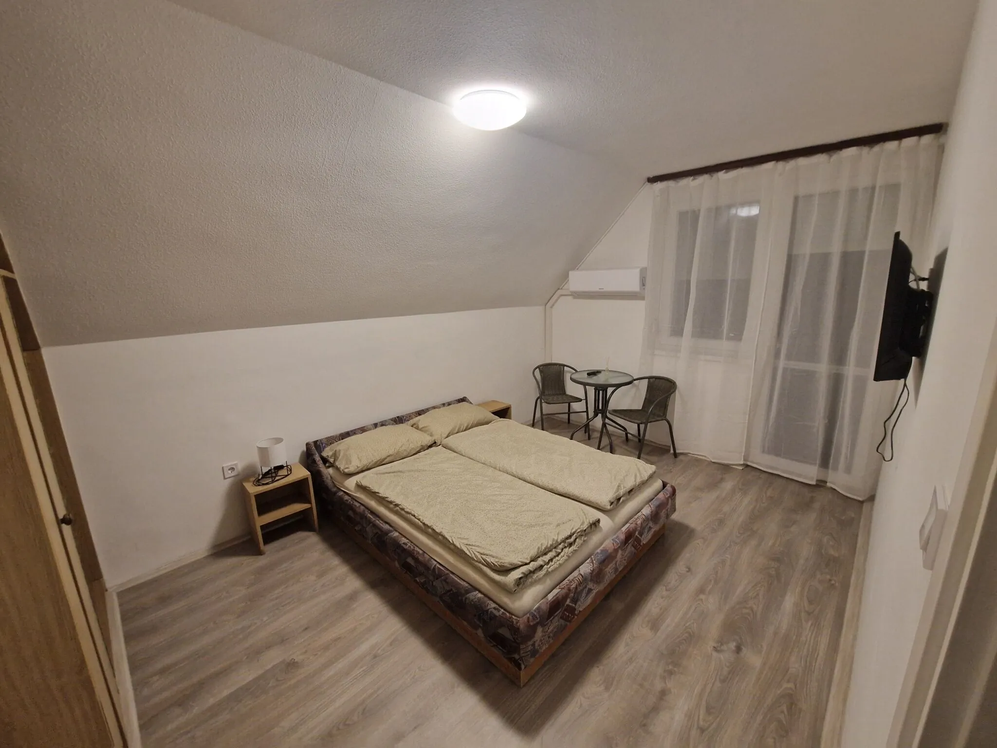 Farkas Apartmanok Balatonlelle – Balatonlelle, Ungaria