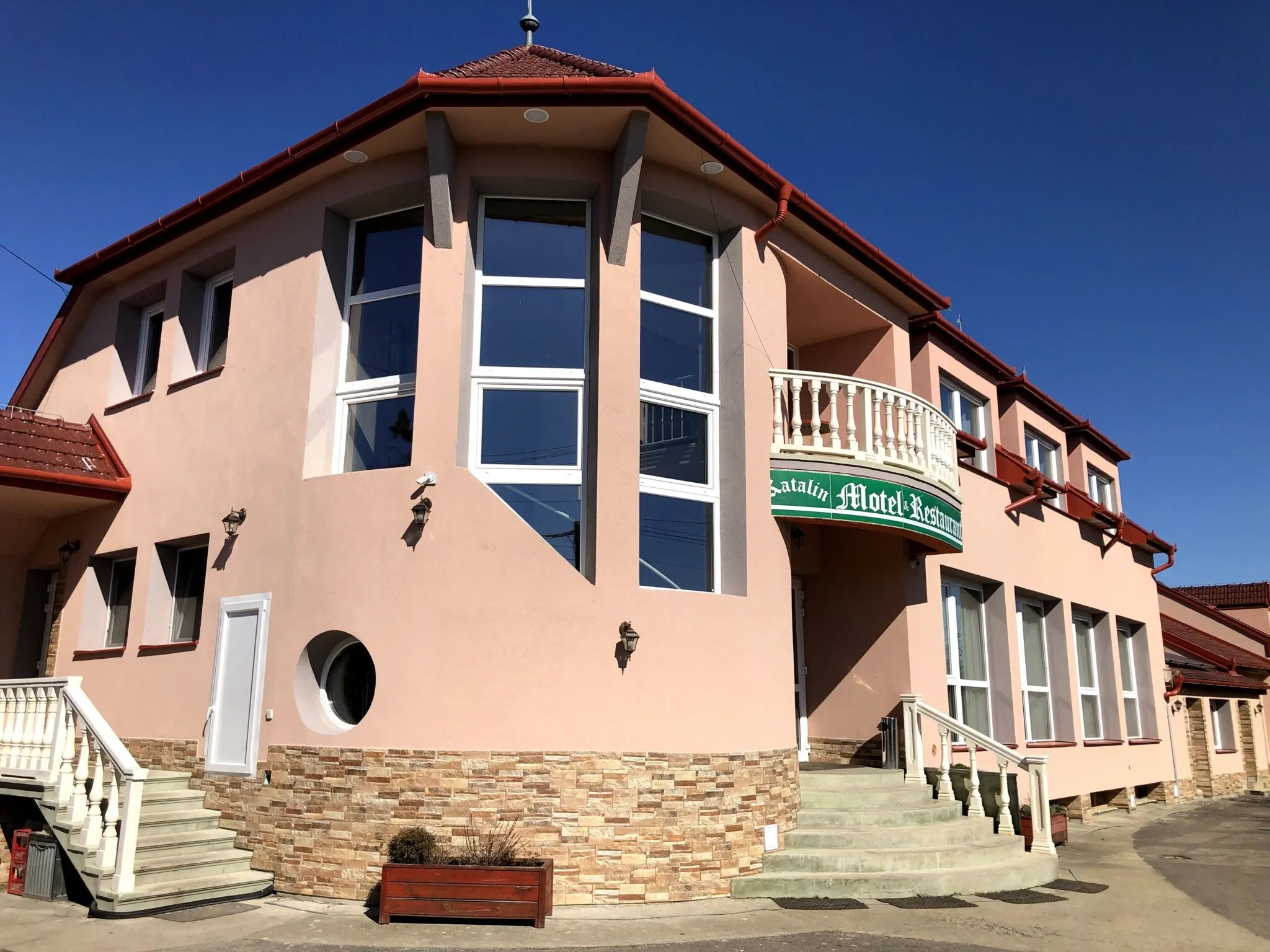 Katalin Motel Berettyóújfalu - foto 2
