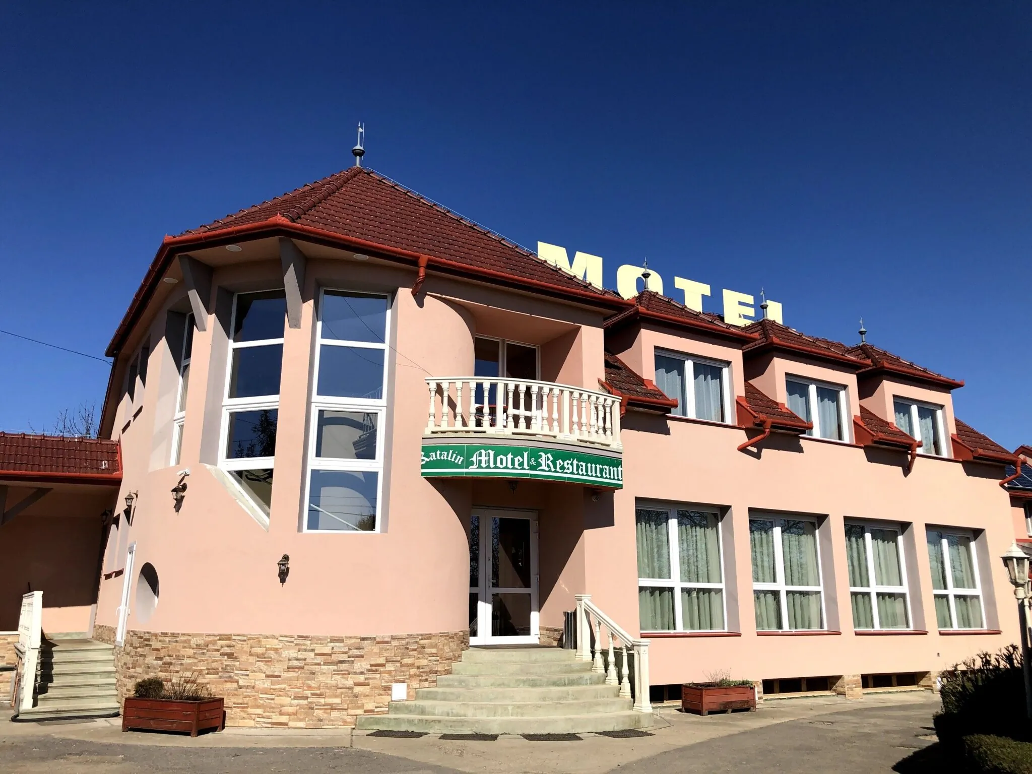 Katalin Motel Berettyóújfalu - foto 3