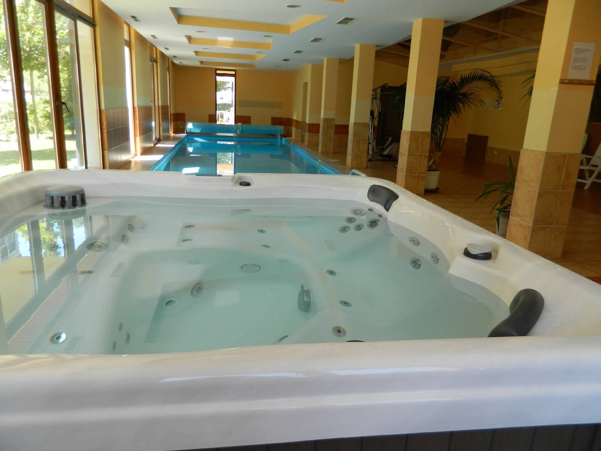 Mandarin Wellness Apartman Siófok – Siófok, Ungaria