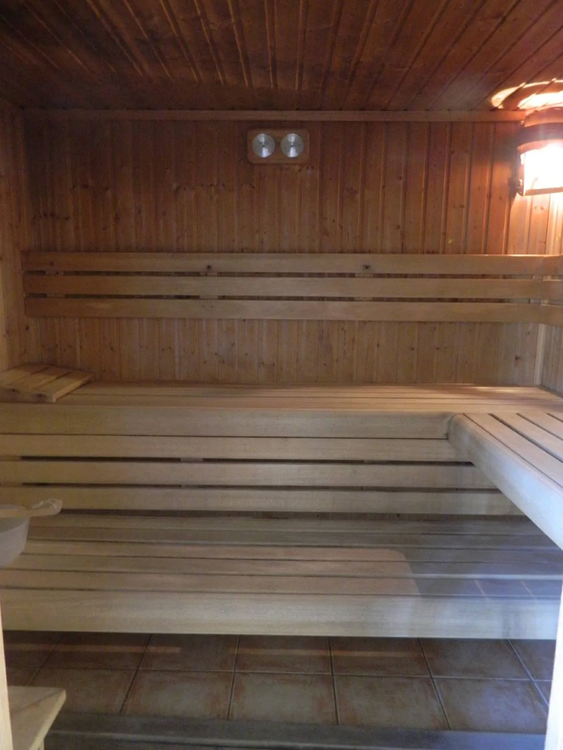 Mandarin Wellness Apartman Siófok – Siófok, Ungaria